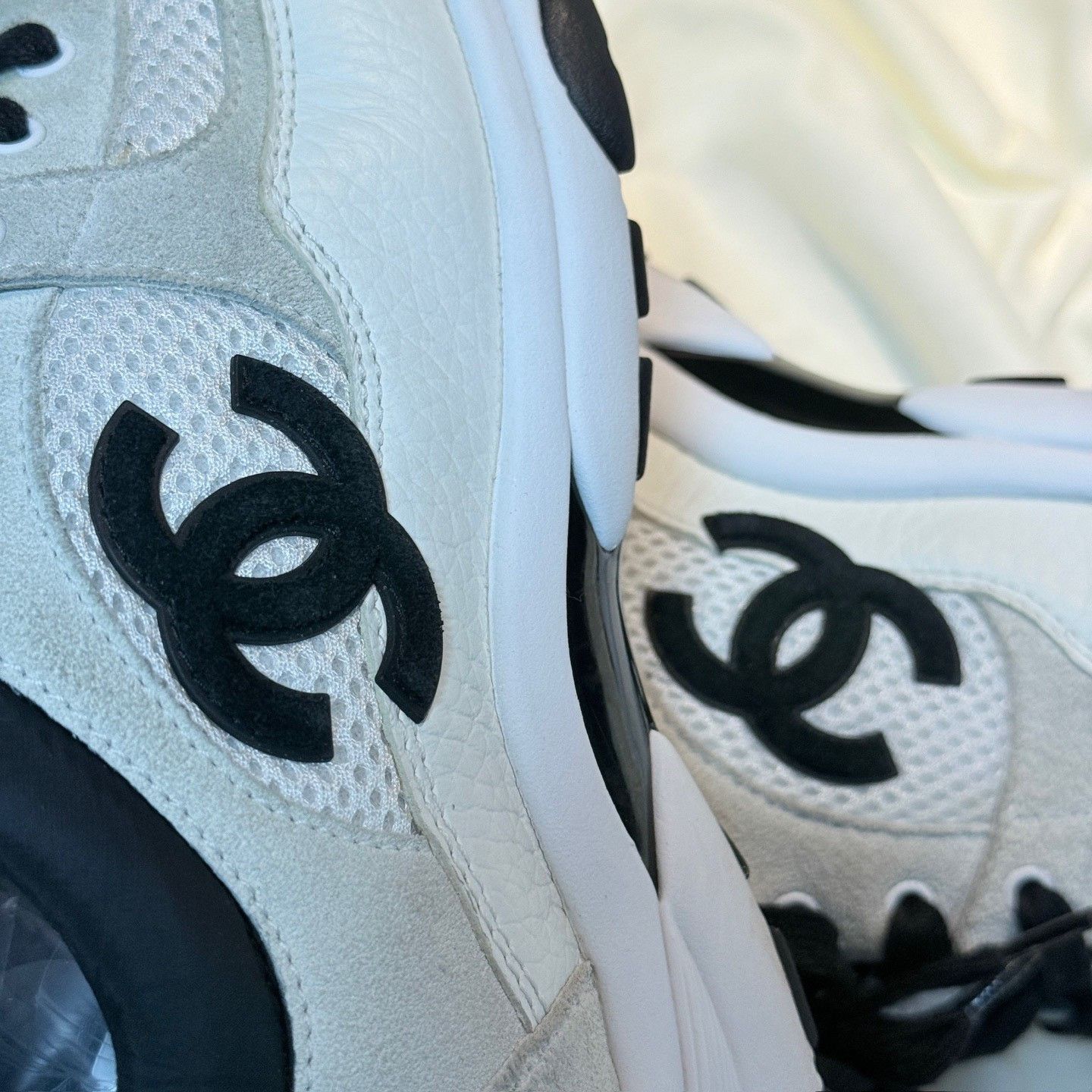 Chanel CHANEL Double C Casual Shoes Size US 5.5 / IT 35.5 - 8 Thumbnail