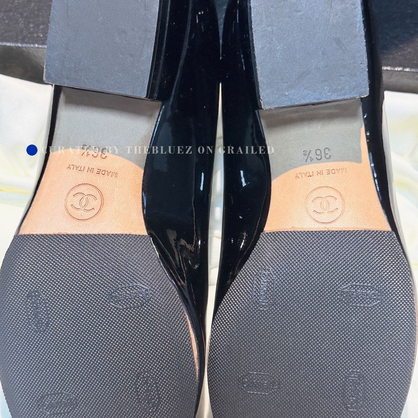 Chanel Chanel Black Gold Double C Gold Heel Pumps Size US 5.5 / IT 35.5 - 7 Thumbnail