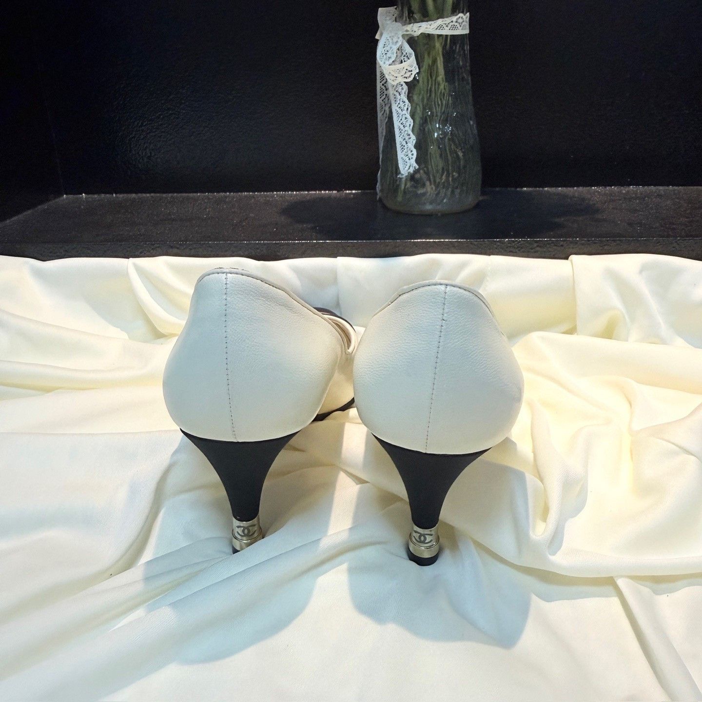 Chanel Chanel Black White Mary Jane Heels Size US 6.5 / IT 36.5 - 3 Thumbnail