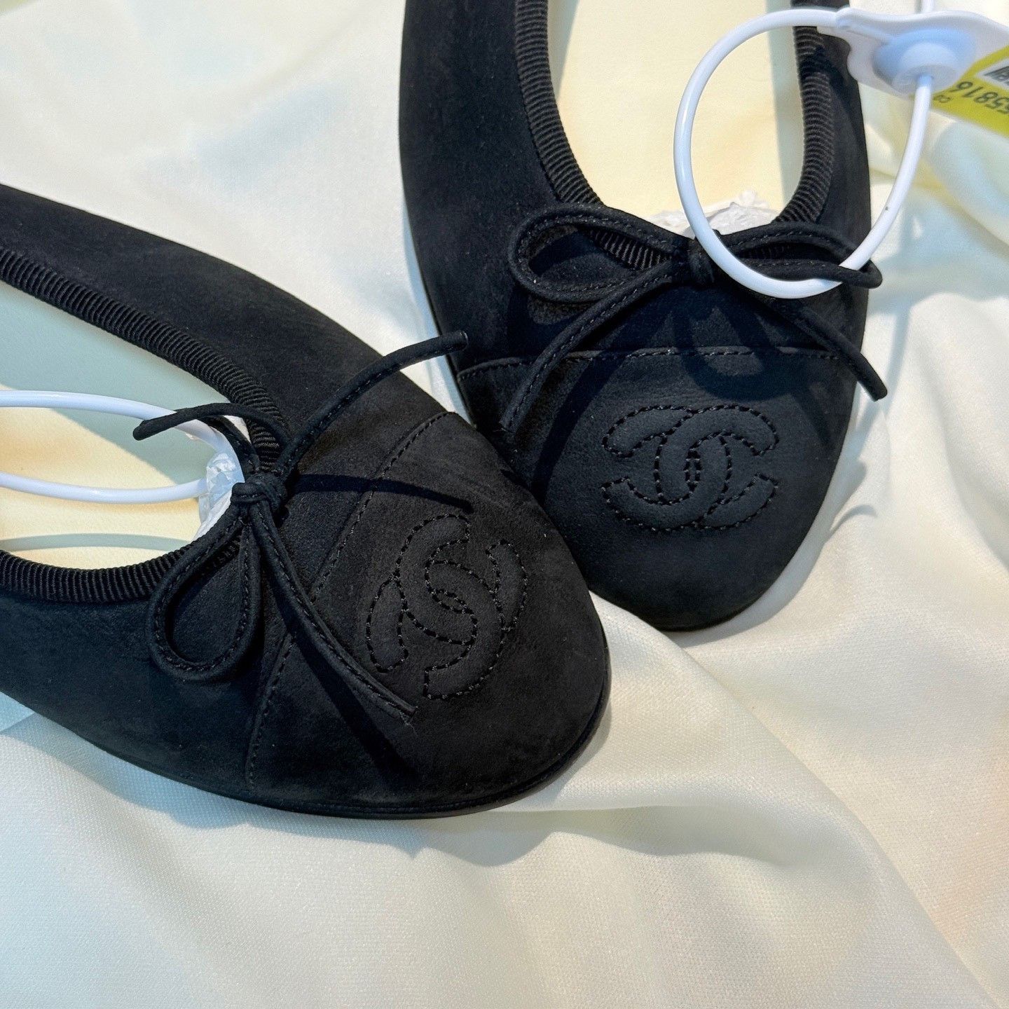 Chanel Chanel Black Double C Embroidery Flats Size US 5 / IT 35 - 8 Thumbnail