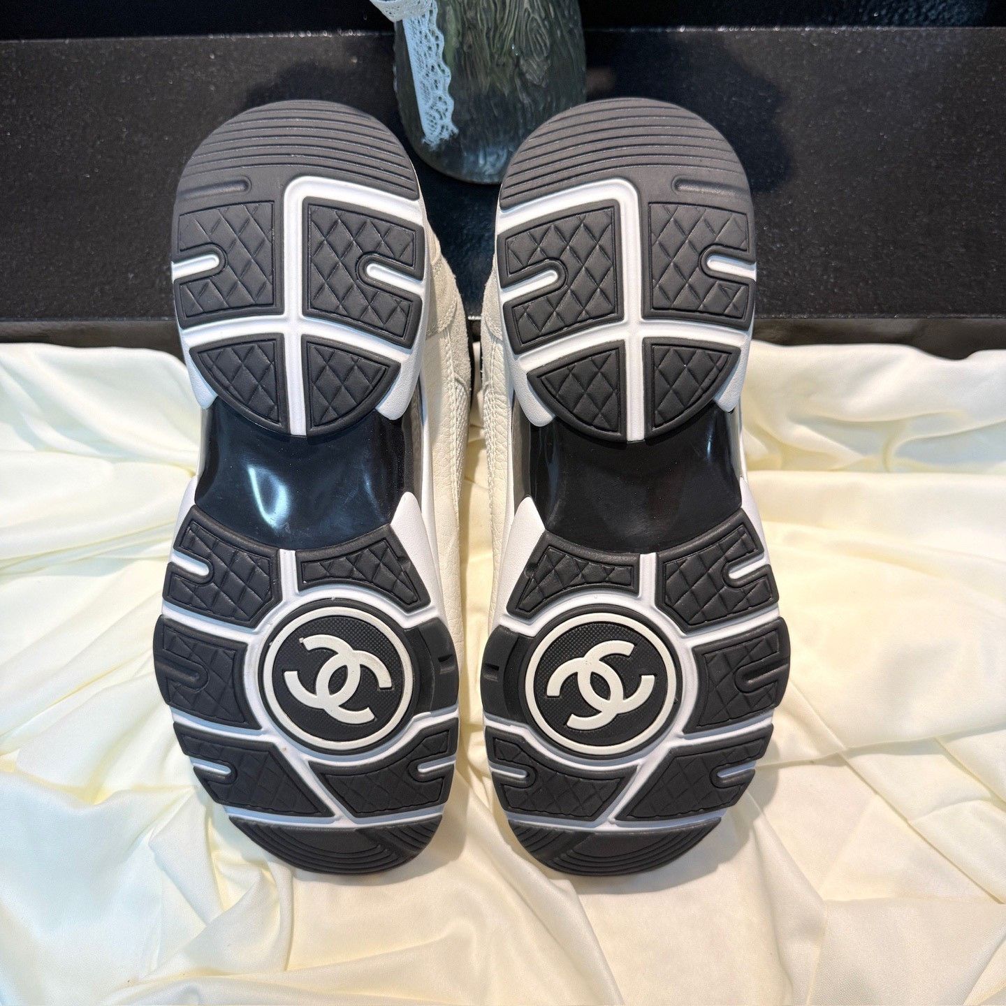 Chanel Chanel Black White Panda CC Sneakers Size US 6.5 / IT 36.5 - 6 Thumbnail