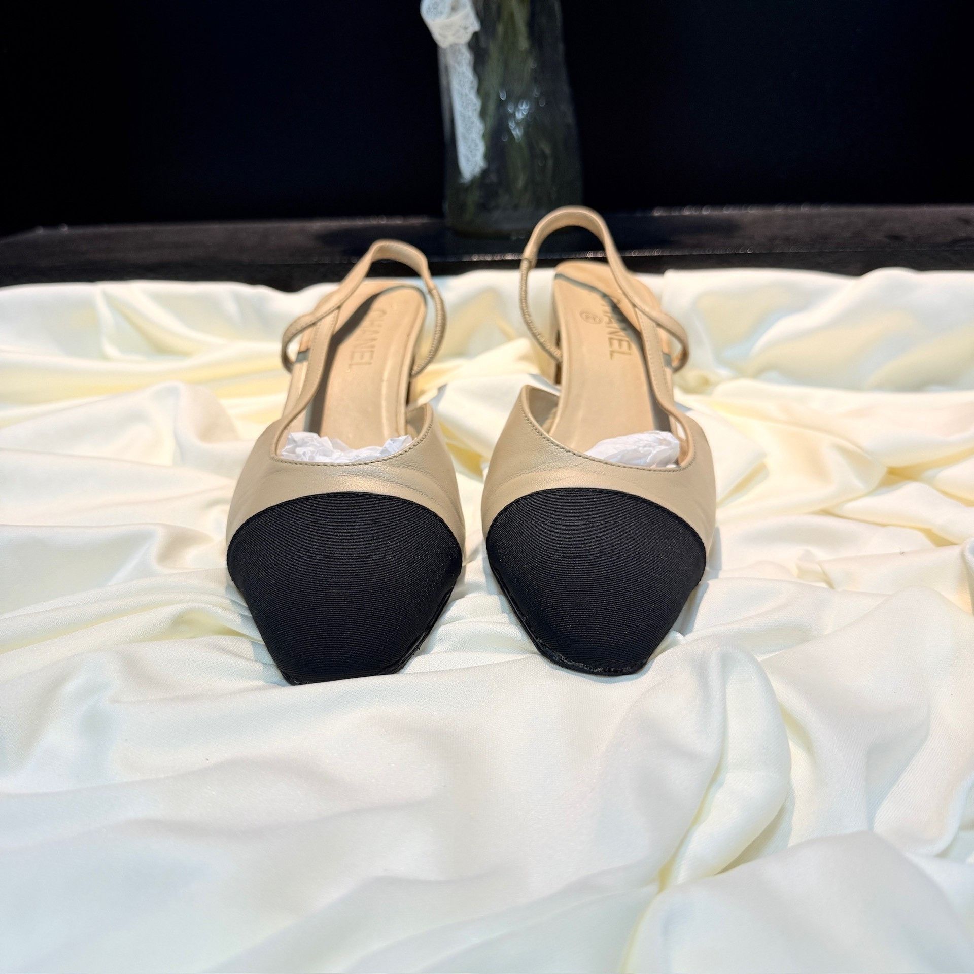 Chanel CHANEL Slingback Double C High Heels Size US 7 / IT 37 - 2 Thumbnail