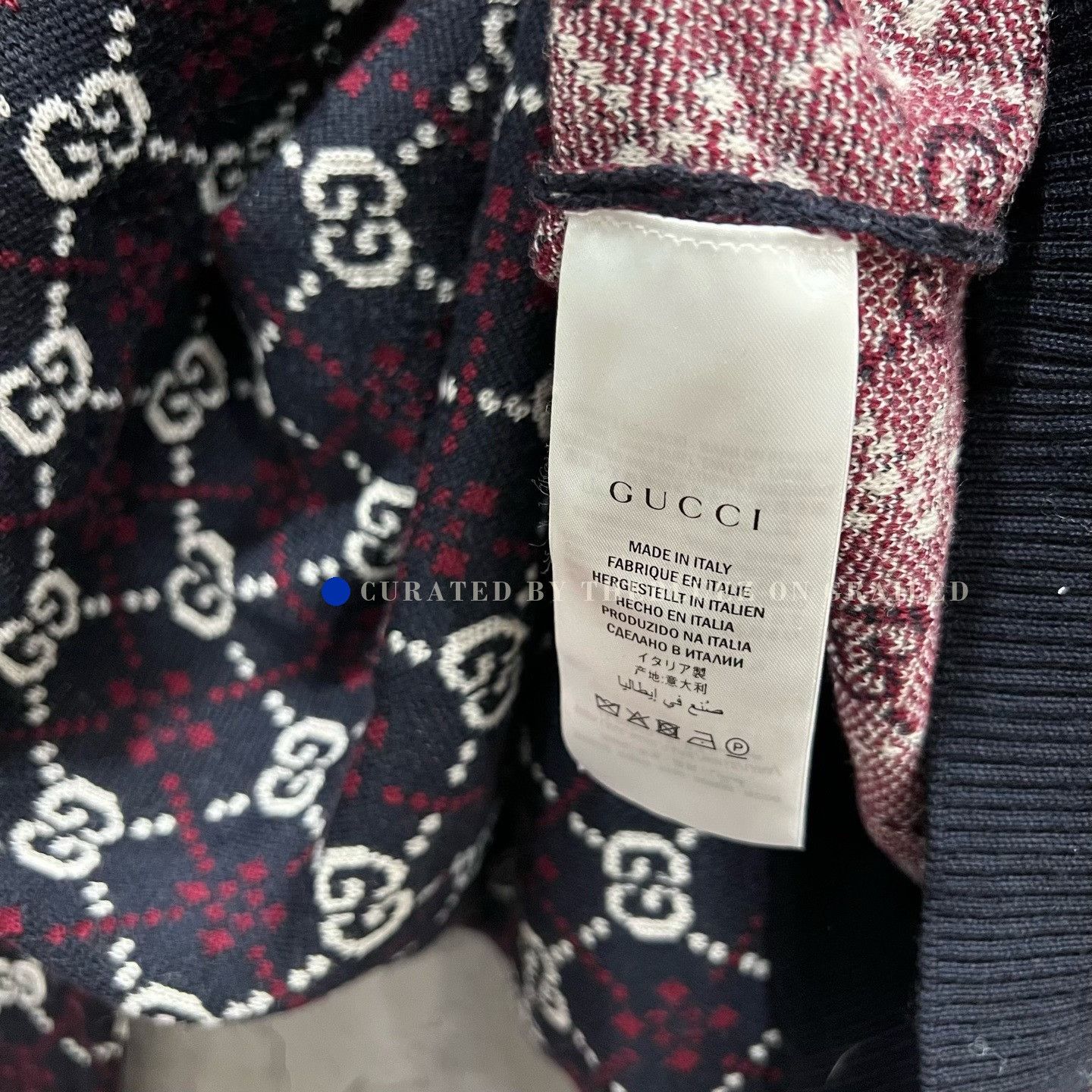 Gucci Gucci Snowflake Print V-Neck Knit Sweater Size M / US 6-8 / IT 42-44 - 4 Thumbnail
