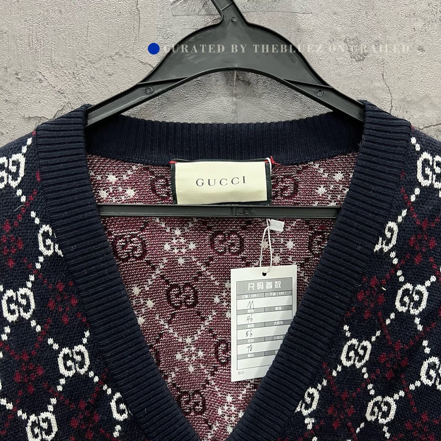 Gucci Gucci Snowflake Print V-Neck Knit Sweater Size M / US 6-8 / IT 42-44 - 3 Thumbnail