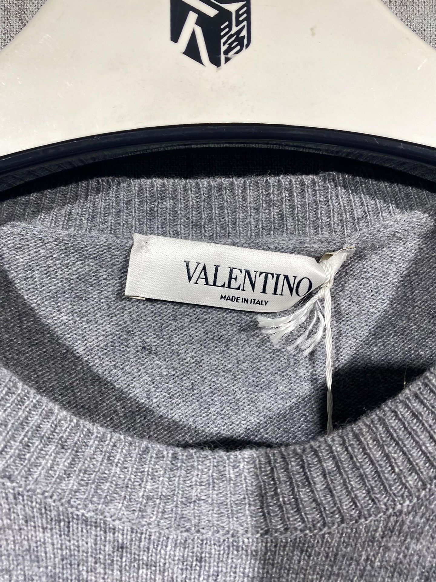Valentino Valentino Women's New Sweater Size S / US 4 / IT 40 - 4 Thumbnail