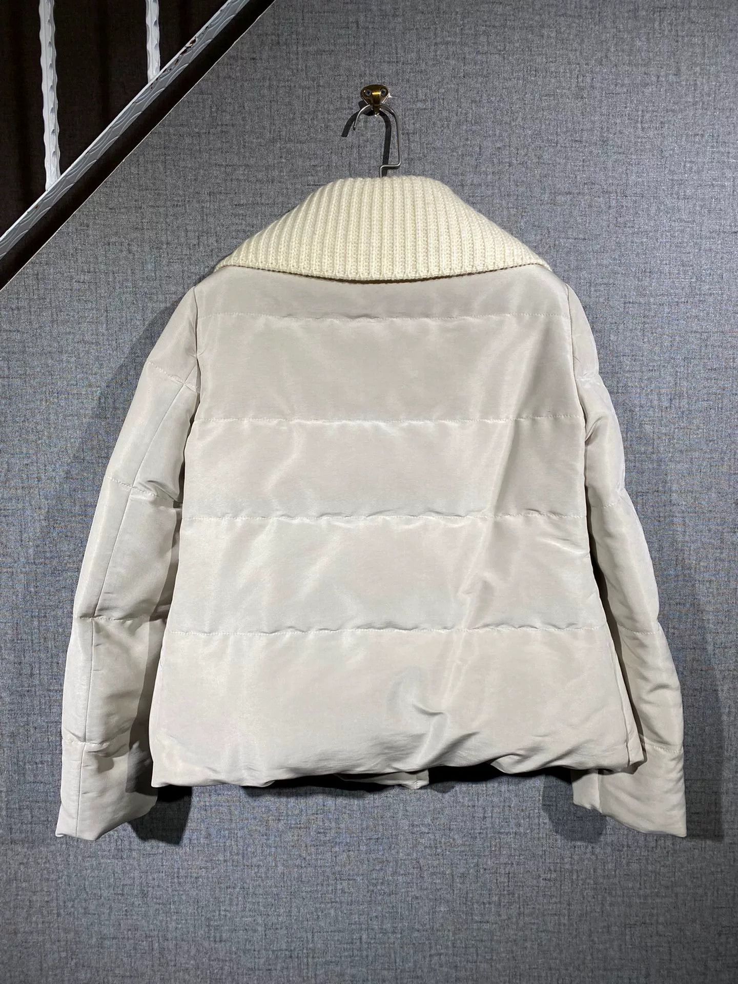 Prada Prada Women's Used Down Jacket Size S / US 4 / IT 40 - 2 Thumbnail