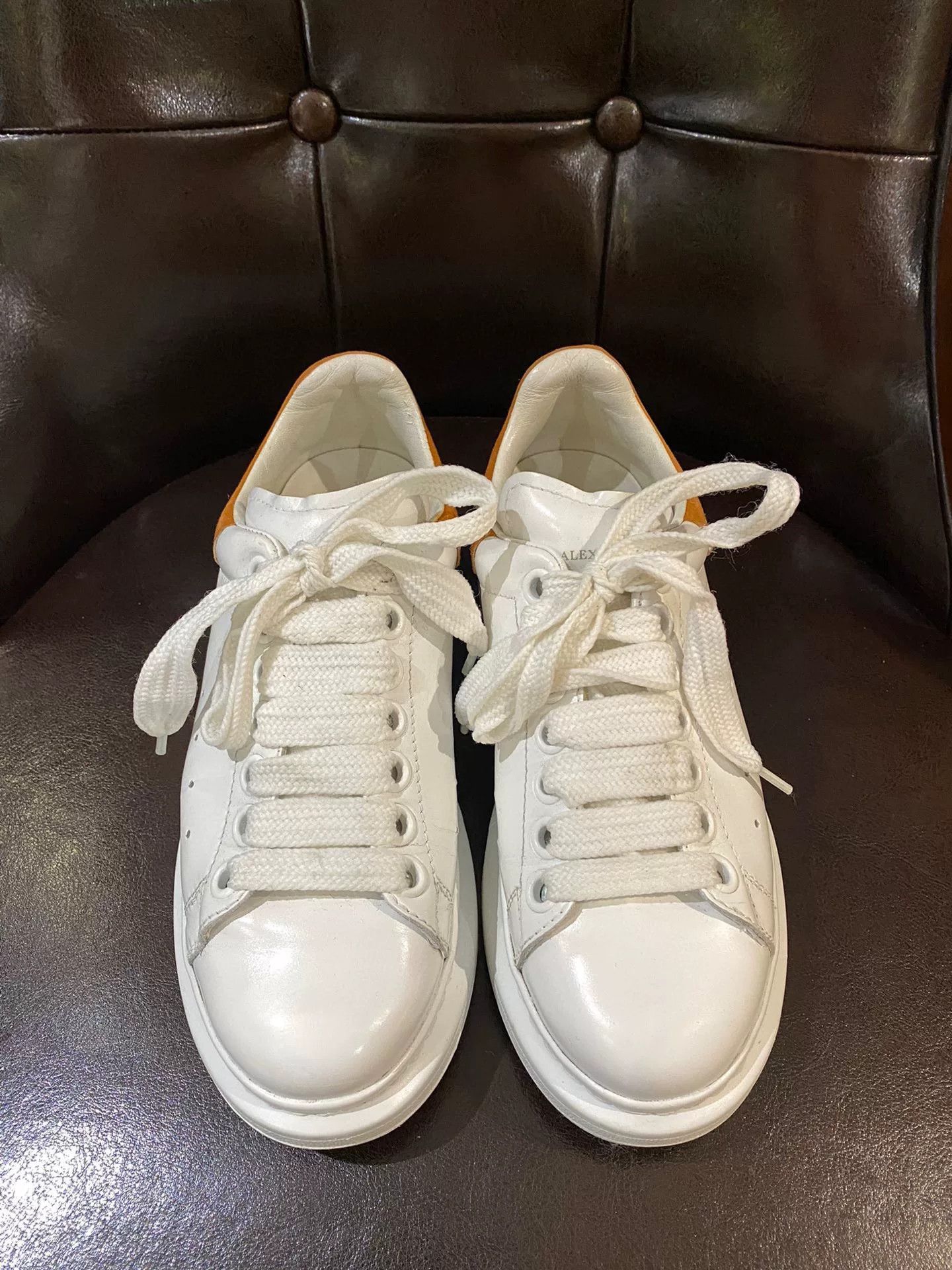 Alexander McQueen Alexander McQueen Size 35 Sneakers Size US 4 / IT 34 - 2 Thumbnail