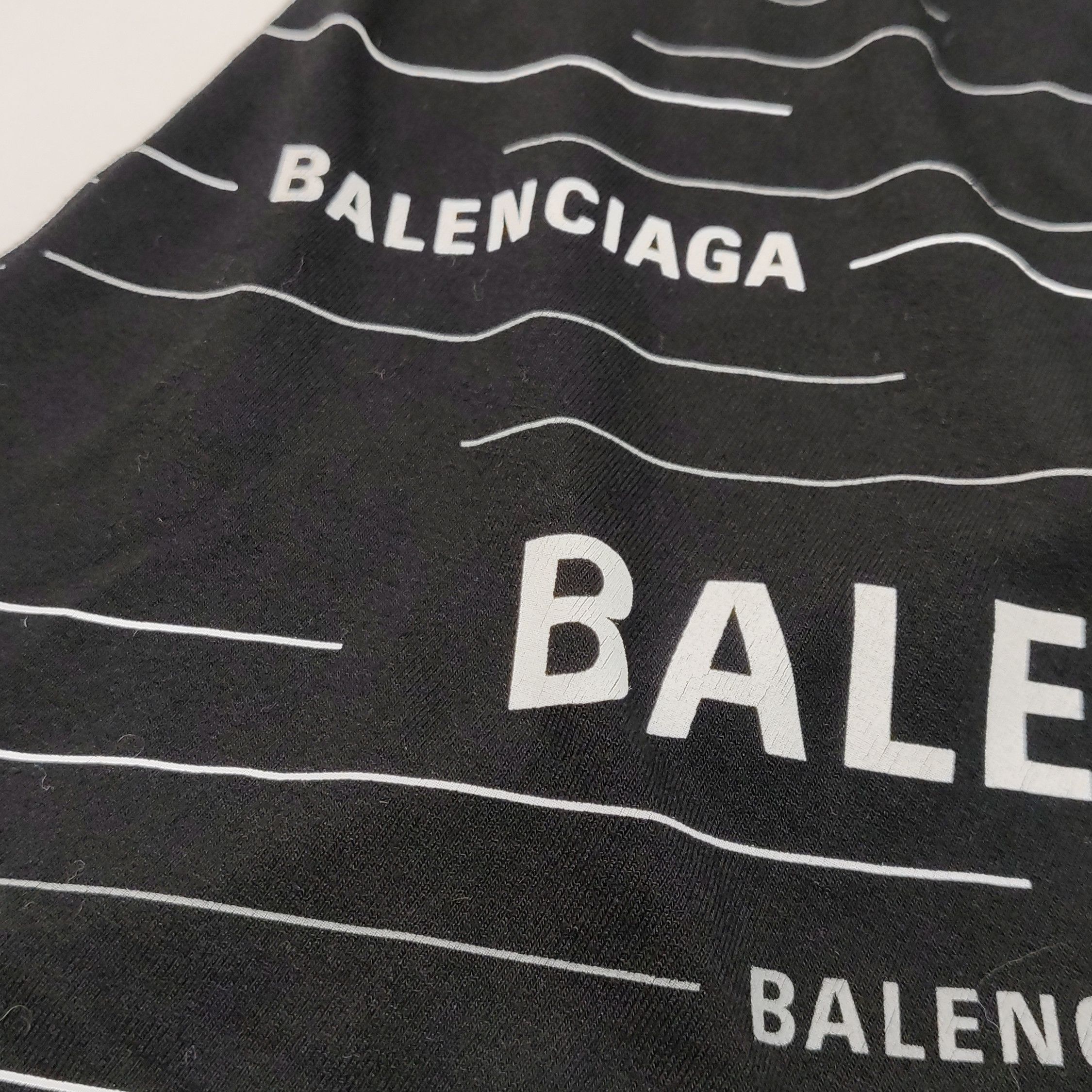 Balenciaga Balenciaga Women xs Short Sleeve Shirts Size XS / US 0-2 / IT 36-38 - 7 Thumbnail