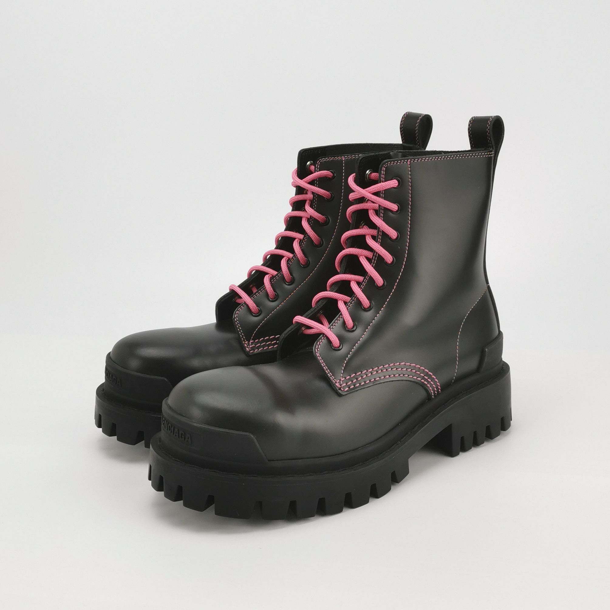 Balenciaga Balenciaga Women 7-5 Boots Size US 7.5 / IT 37.5 - 2 Thumbnail