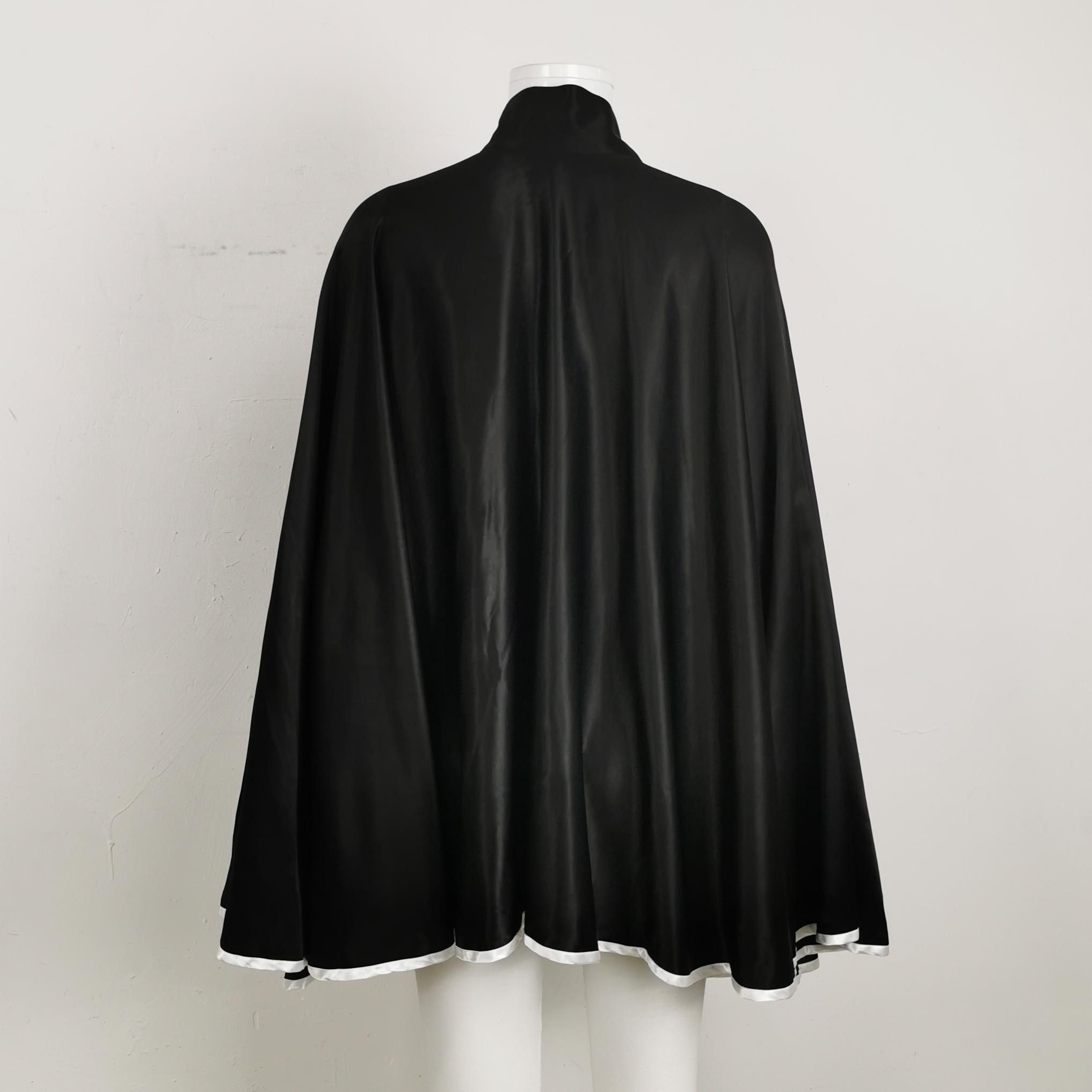 Balenciaga Balenciaga Women xxs Coats Size XXS / US 00 / IT 34 - 2 Thumbnail