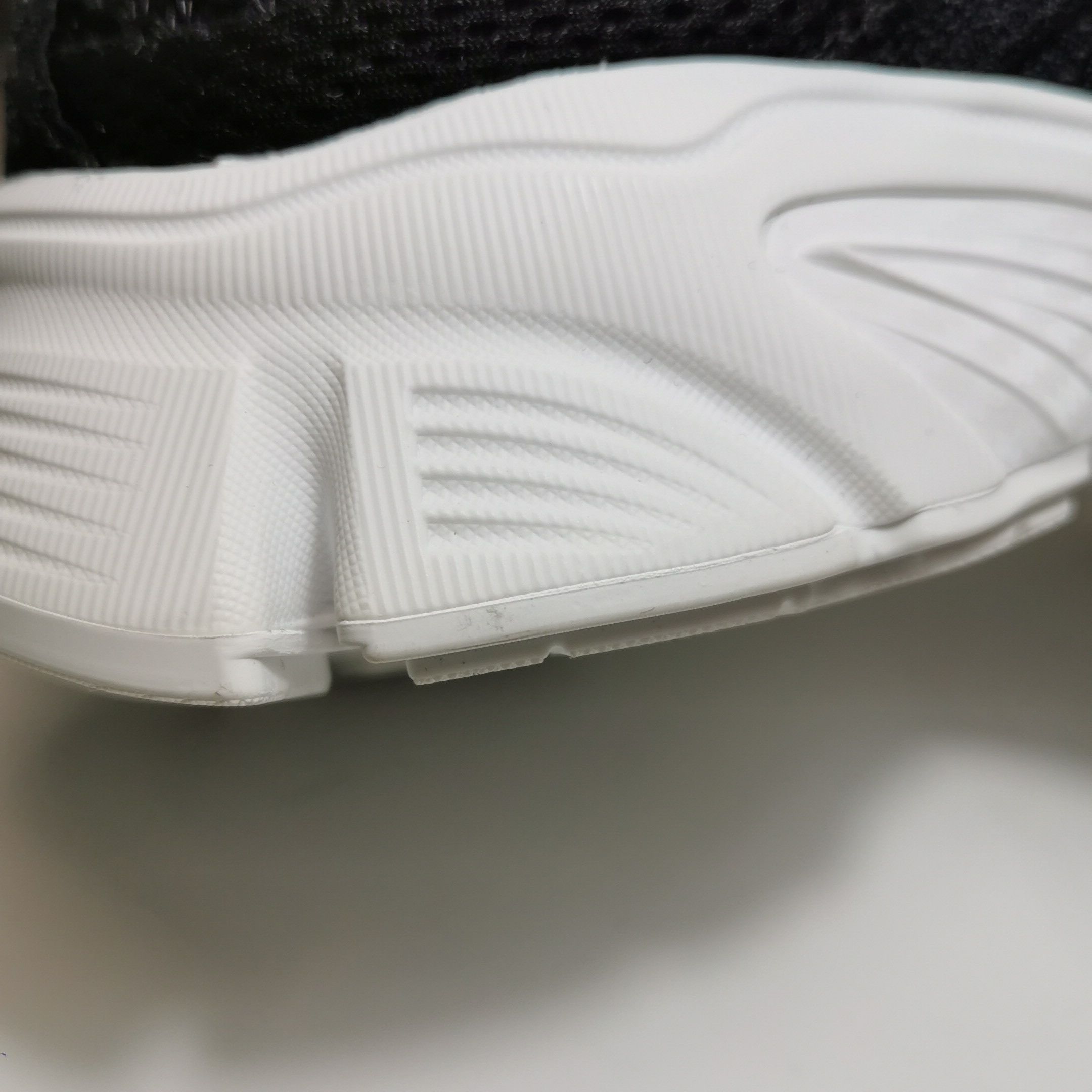 Balenciaga Balenciaga Women 6 Lowtop Sneakers Size US 6 / IT 36 - 7 Thumbnail