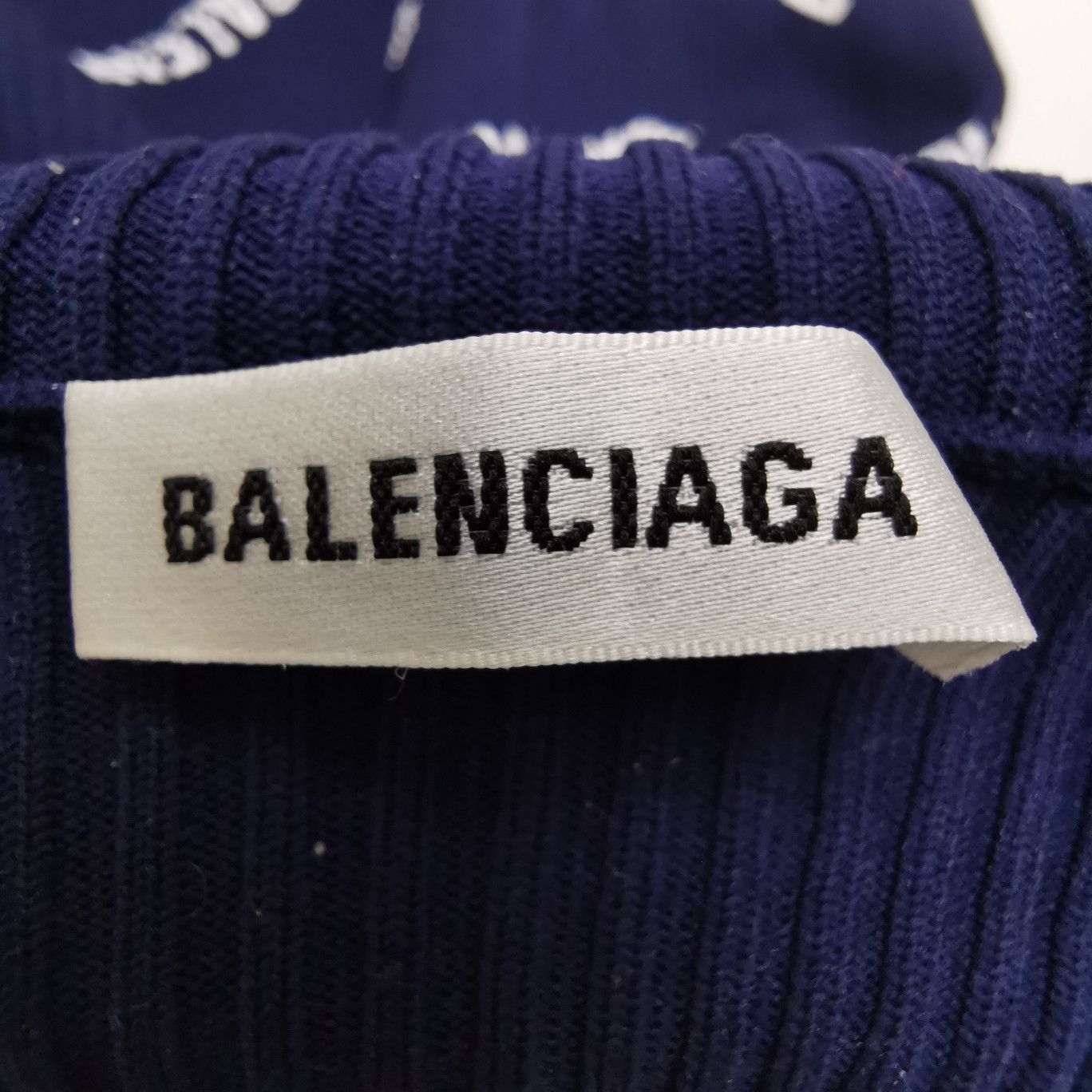Balenciaga Balenciaga Women s Sweaters Size S / US 4 / IT 40 - 4 Thumbnail
