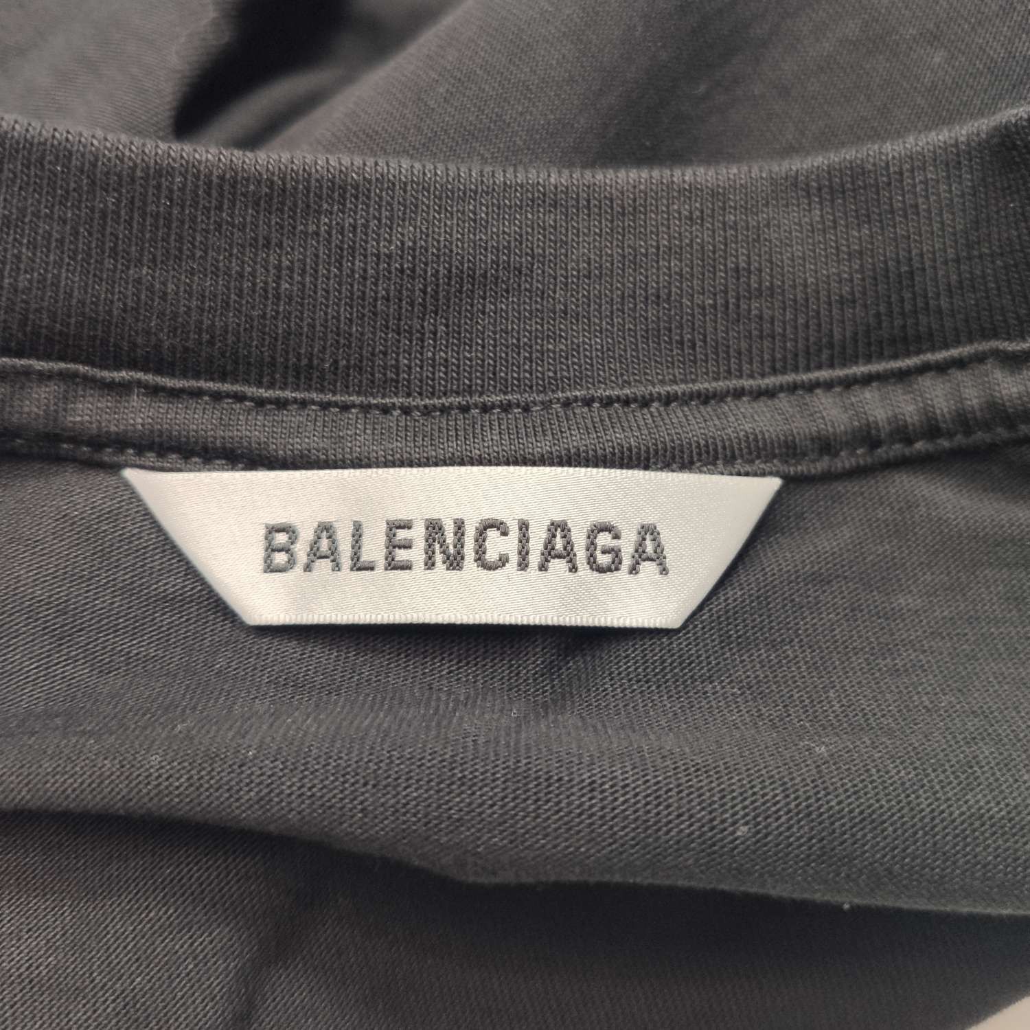 Balenciaga Balenciaga Women m Short Sleeve Shirts Size M / US 6-8 / IT 42-44 - 4 Thumbnail