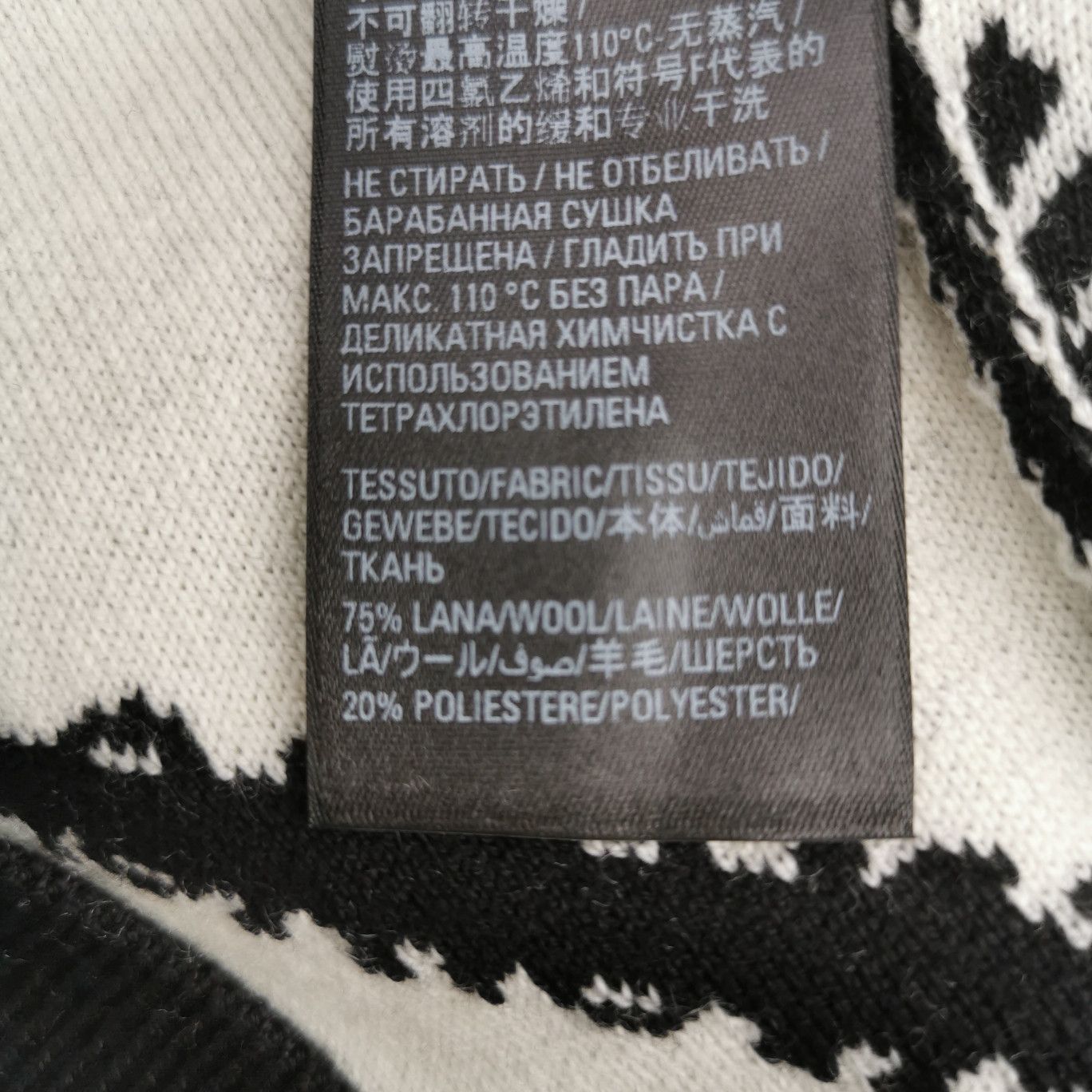Balenciaga Balenciaga Women xs Sweaters Size XS / US 0-2 / IT 36-38 - 8 Thumbnail
