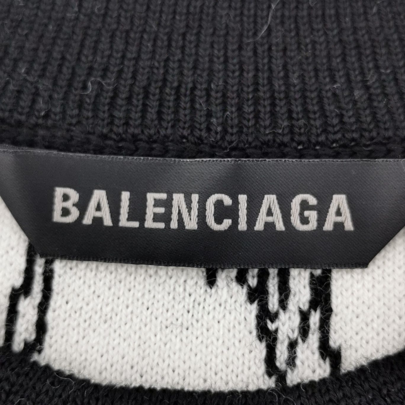 Balenciaga Balenciaga Women xs Sweaters Size XS / US 0-2 / IT 36-38 - 4 Thumbnail