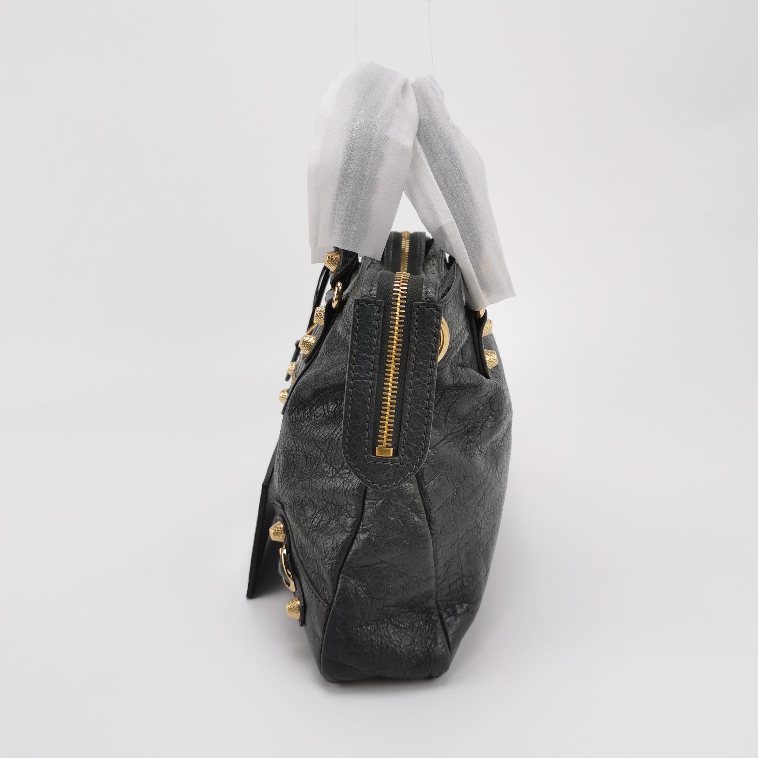 Balenciaga Balenciaga Women os Shoulder Bags Size ONE SIZE - 3 Thumbnail
