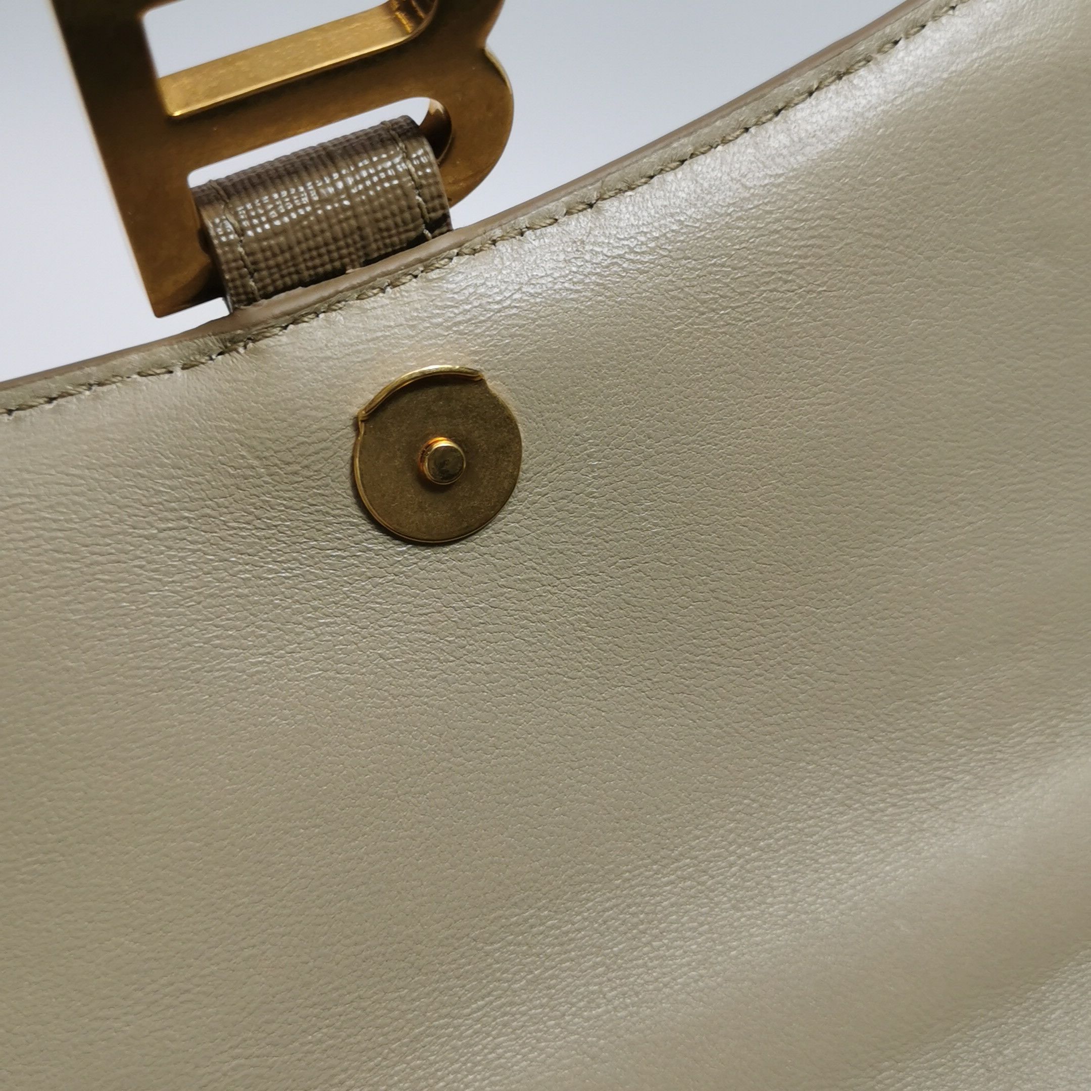 Balenciaga Balenciaga Women os Shoulder Bags Size ONE SIZE - 10 Thumbnail