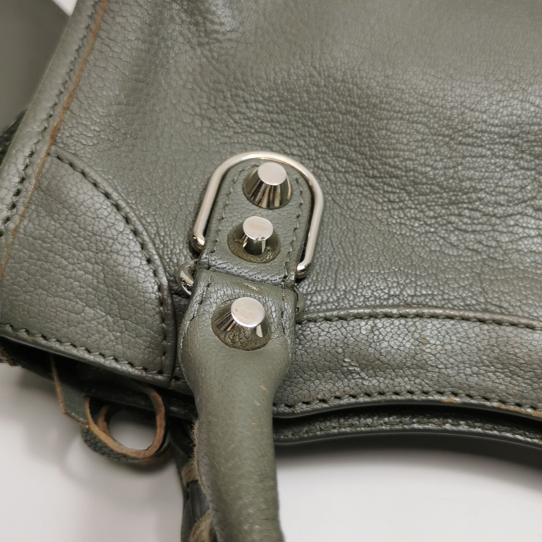 Balenciaga Balenciaga Women os Shoulder Bags Size ONE SIZE - 24 Thumbnail