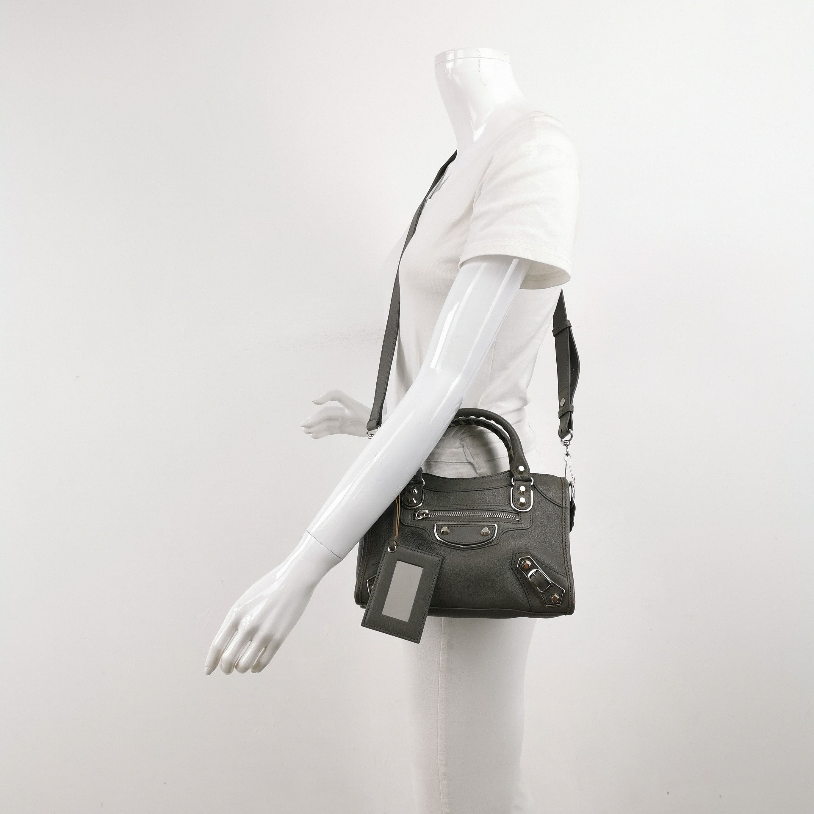 Balenciaga Balenciaga Women os Shoulder Bags Size ONE SIZE - 2 Thumbnail
