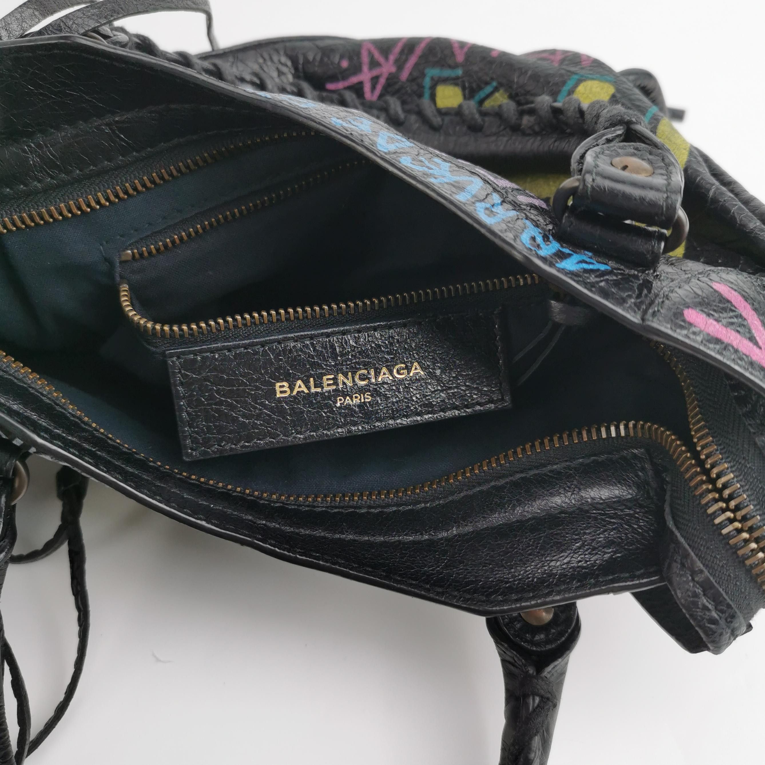 Balenciaga Balenciaga Women os Shoulder Bags Size ONE SIZE - 8 Thumbnail