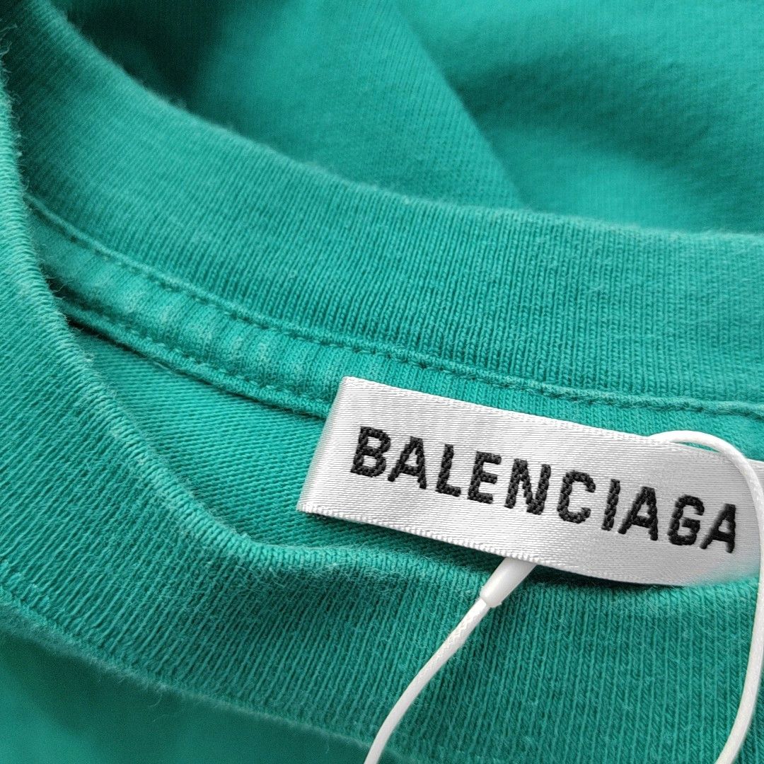 Balenciaga Balenciaga Group Print T-Shirt Size XS Size XS / US 0-2 / IT 36-38 - 5 Thumbnail
