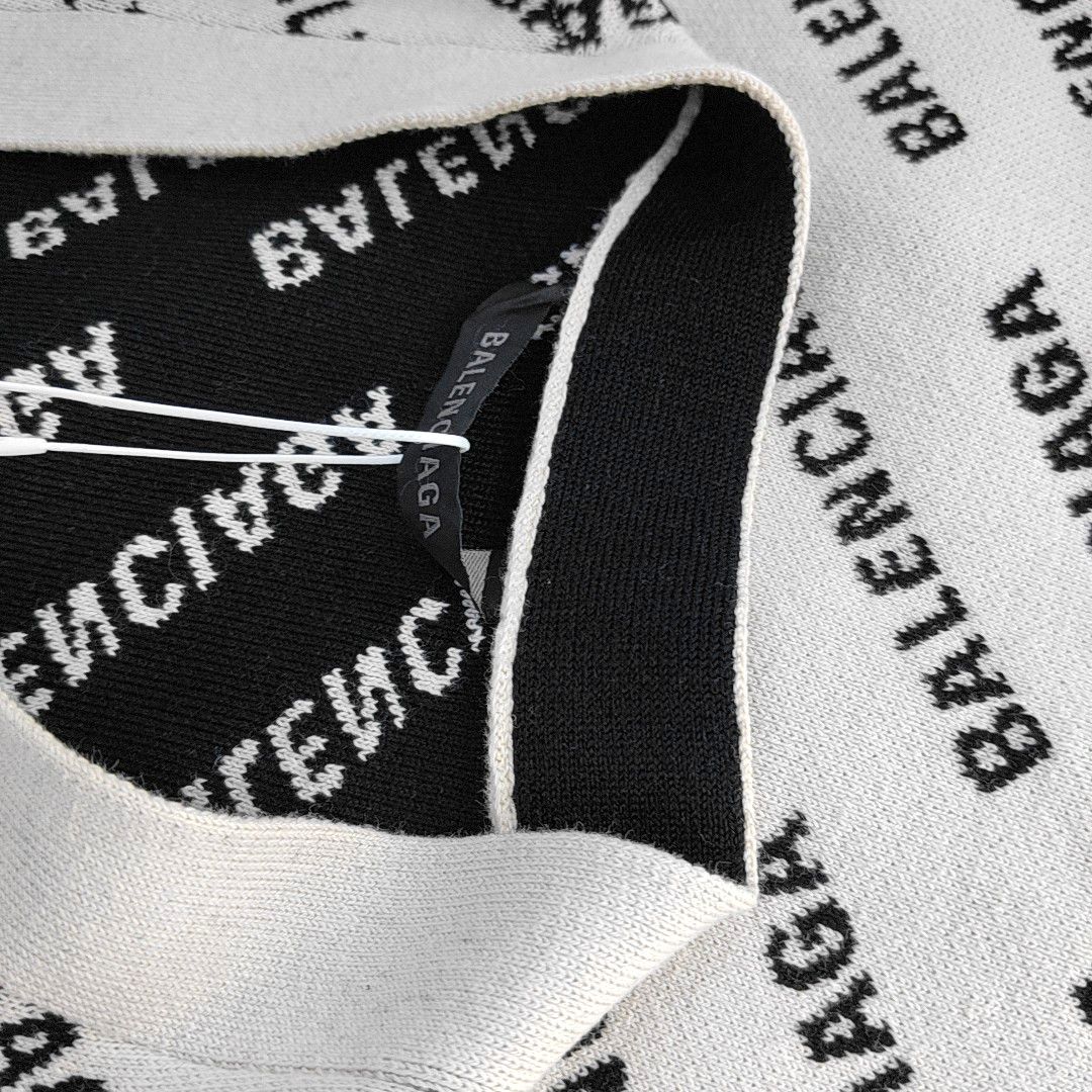 Balenciaga Balenciaga Logo Knit Cardigan Size S Size S / US 4 / IT 40 - 5 Thumbnail