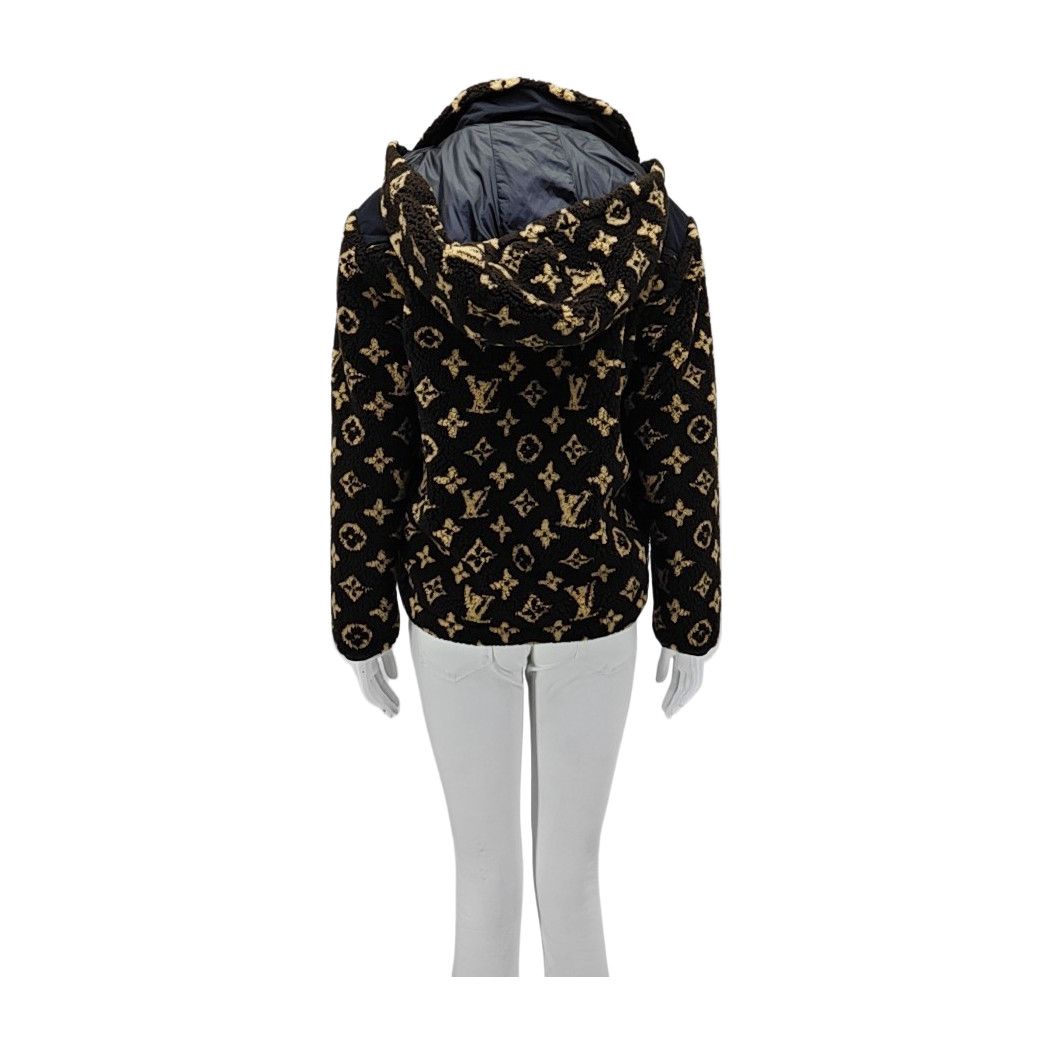 Louis Vuitton Louis Vuitton Monogram Fleece Hooded Jacket Size 34 Size XS / US 0-2 / IT 36-38 - 2 Thumbnail