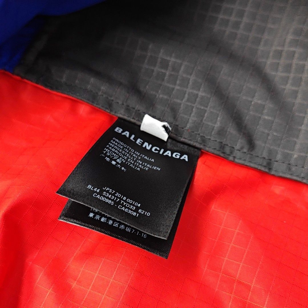 Balenciaga Balenciaga Logo Windbreaker Jacket Size M Size US M / EU 48-50 / 2 - 5 Thumbnail