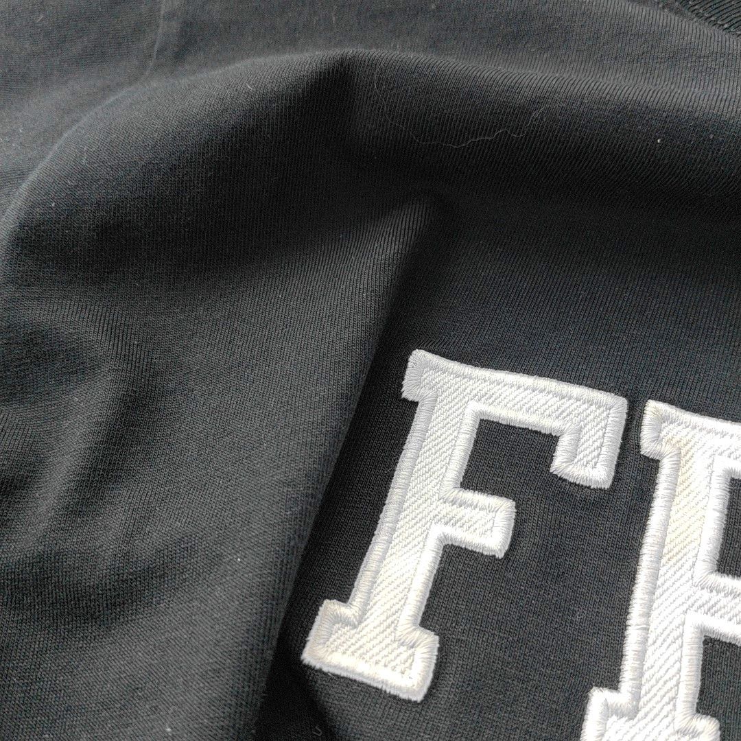 Balenciaga Balenciaga FREE Embroidery T-Shirt Black Size XS Size XS / US 0-2 / IT 36-38 - 9 Thumbnail