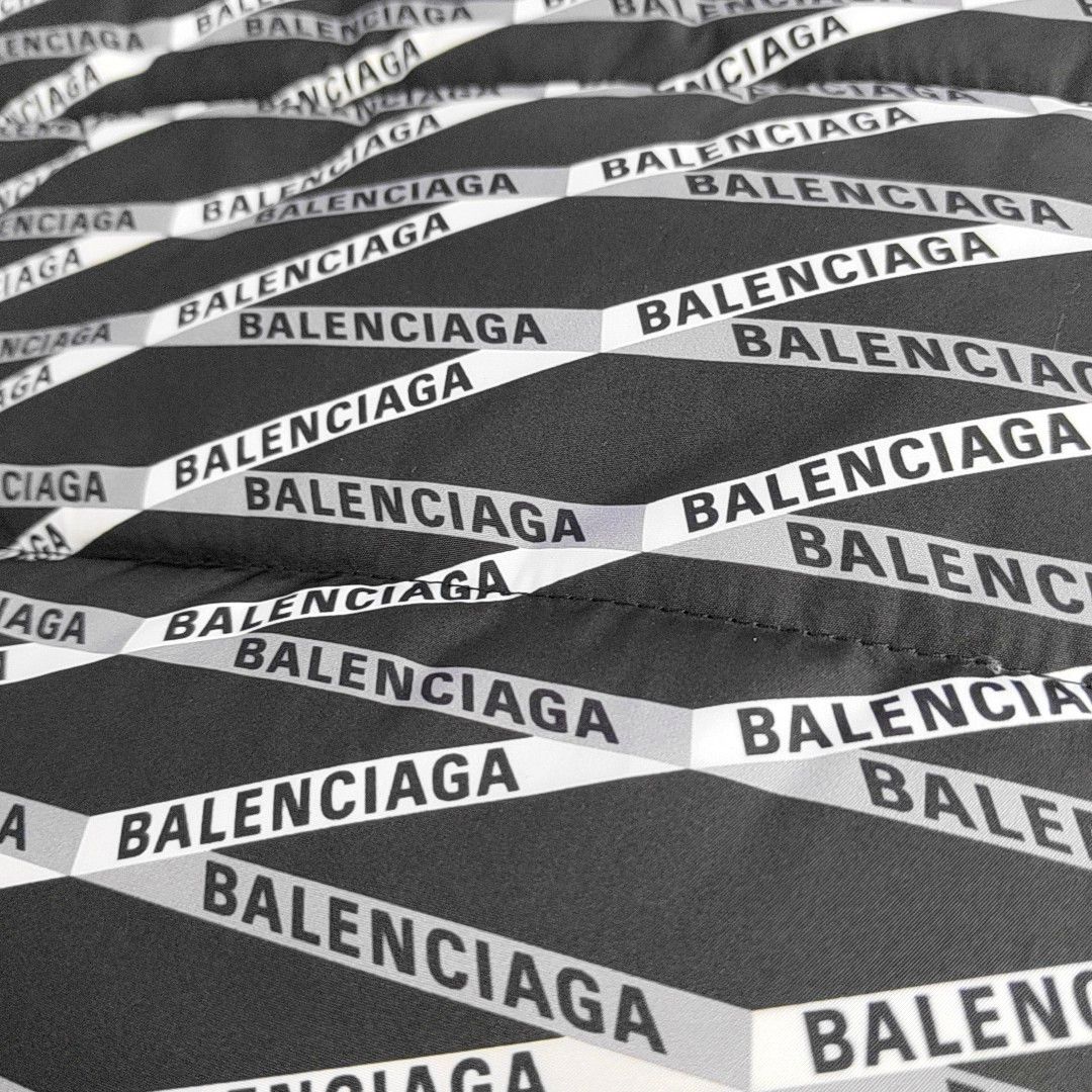 Balenciaga Balenciaga Logo Puffer Jacket Size S Size XS / US 0-2 / IT 36-38 - 8 Thumbnail
