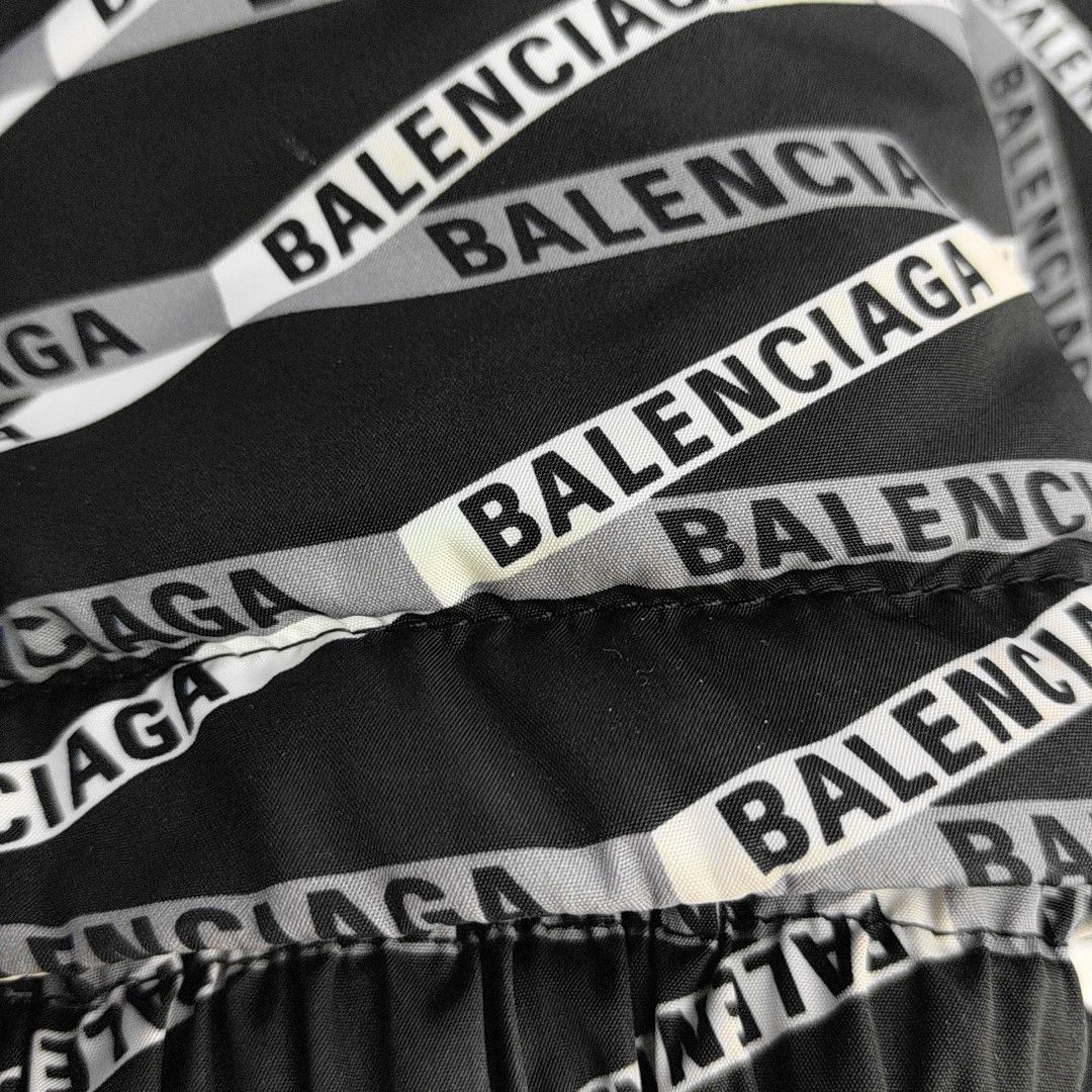 Balenciaga Balenciaga Logo Puffer Jacket Size S Size XS / US 0-2 / IT 36-38 - 6 Thumbnail