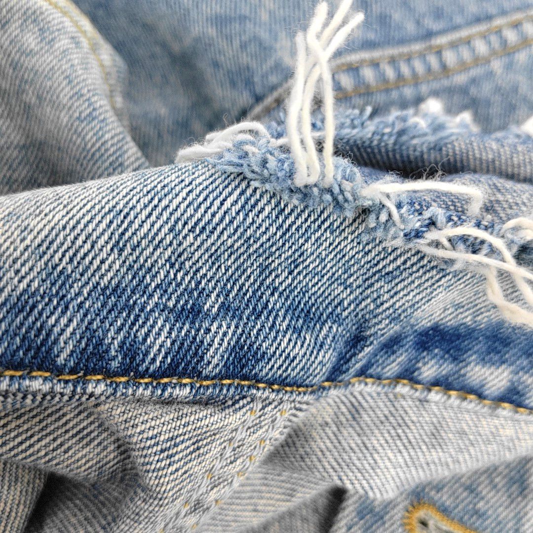 Balenciaga Balenciaga Distressed Denim Jacket Size M Size M / US 6-8 / IT 42-44 - 6 Thumbnail