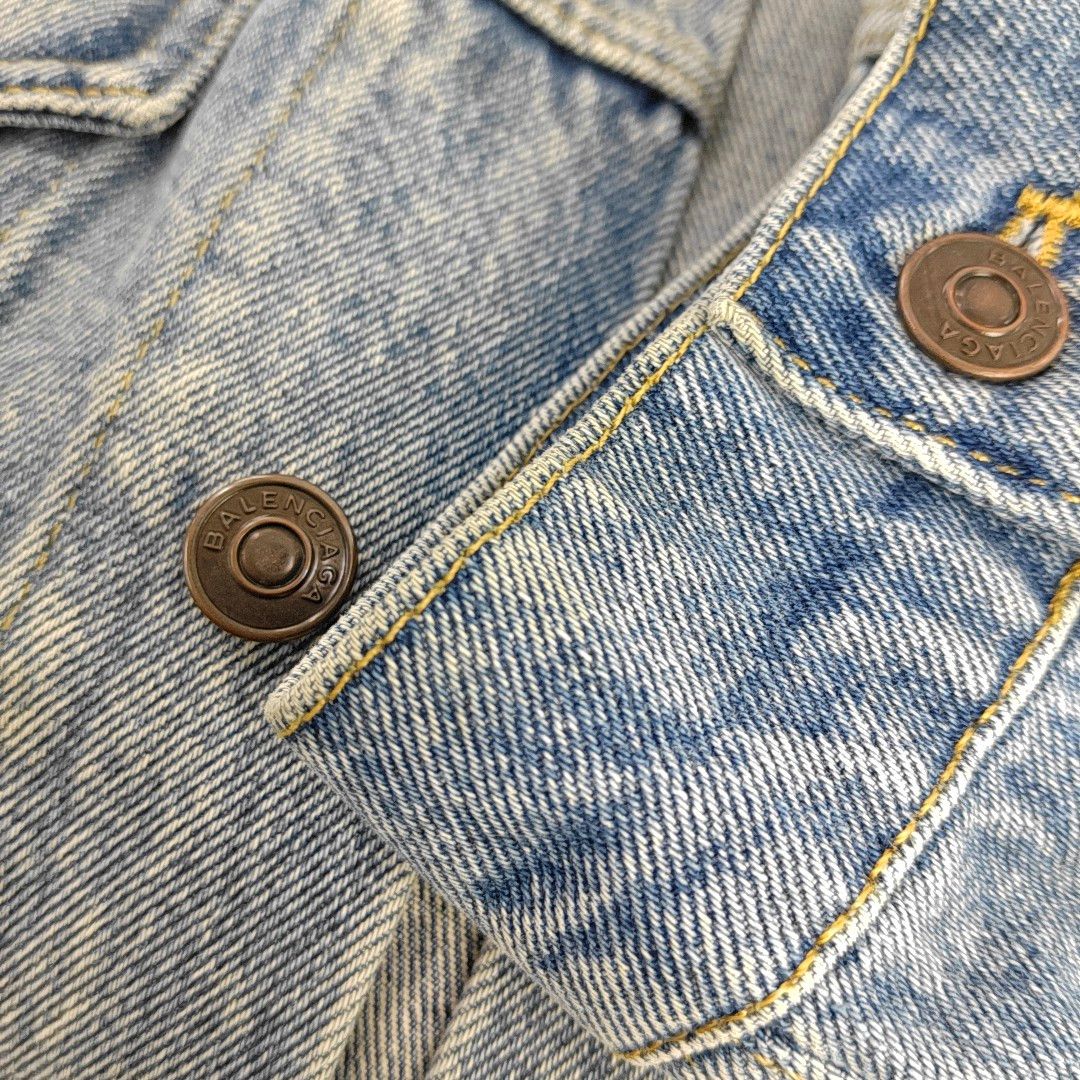 Balenciaga Balenciaga Distressed Denim Jacket Size M Size M / US 6-8 / IT 42-44 - 8 Thumbnail