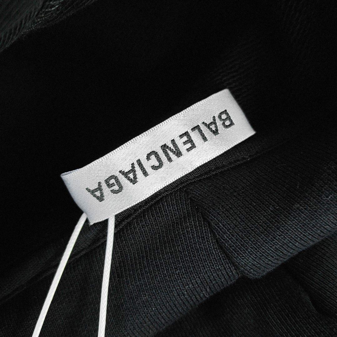 Balenciaga Balenciaga Logo Hoodie Size XS Size US XS / EU 42 / 0 - 7 Thumbnail
