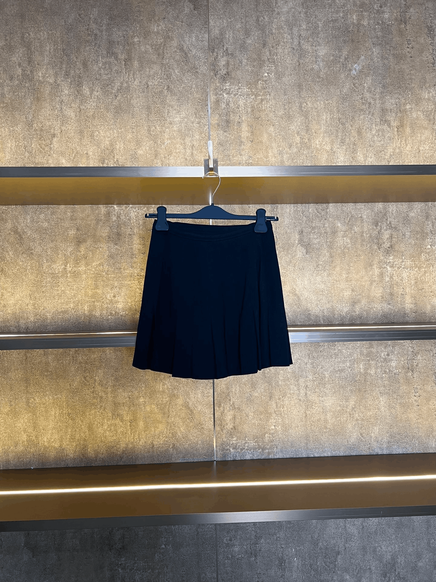 Dior Dior Black Gold Buckle Skirt Size 34" / US 12 / IT 48 - 2 Thumbnail