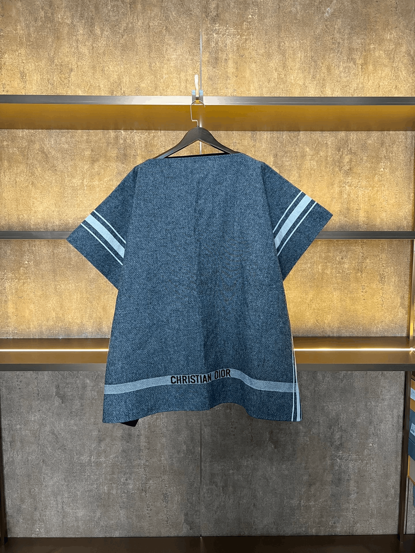 Dior Dior Slogan Logo Cape Size S / US 4 / IT 40 - 2 Thumbnail