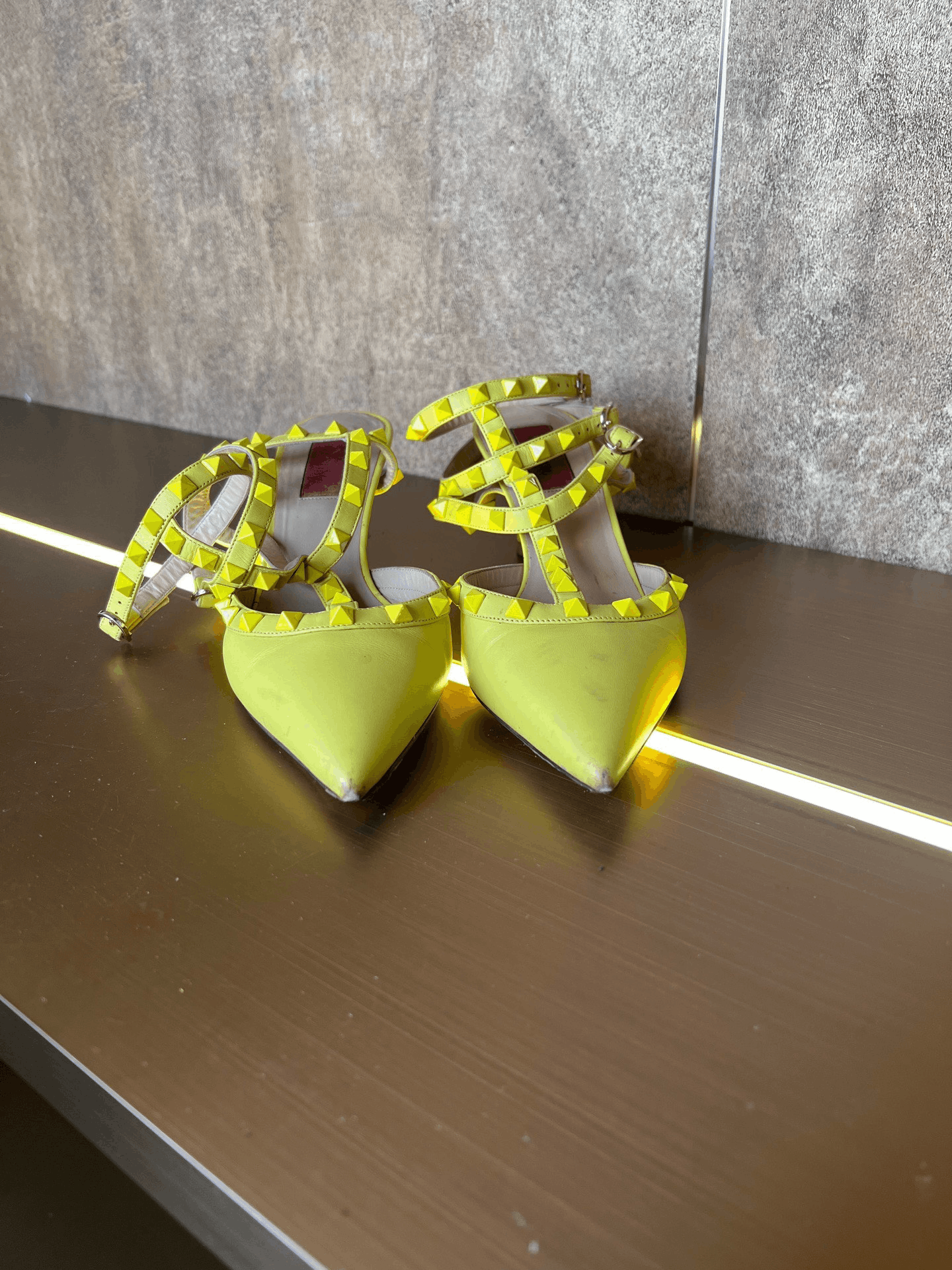 Valentino Valentino High Heels Size US 7.5 / IT 37.5 - 3 Thumbnail