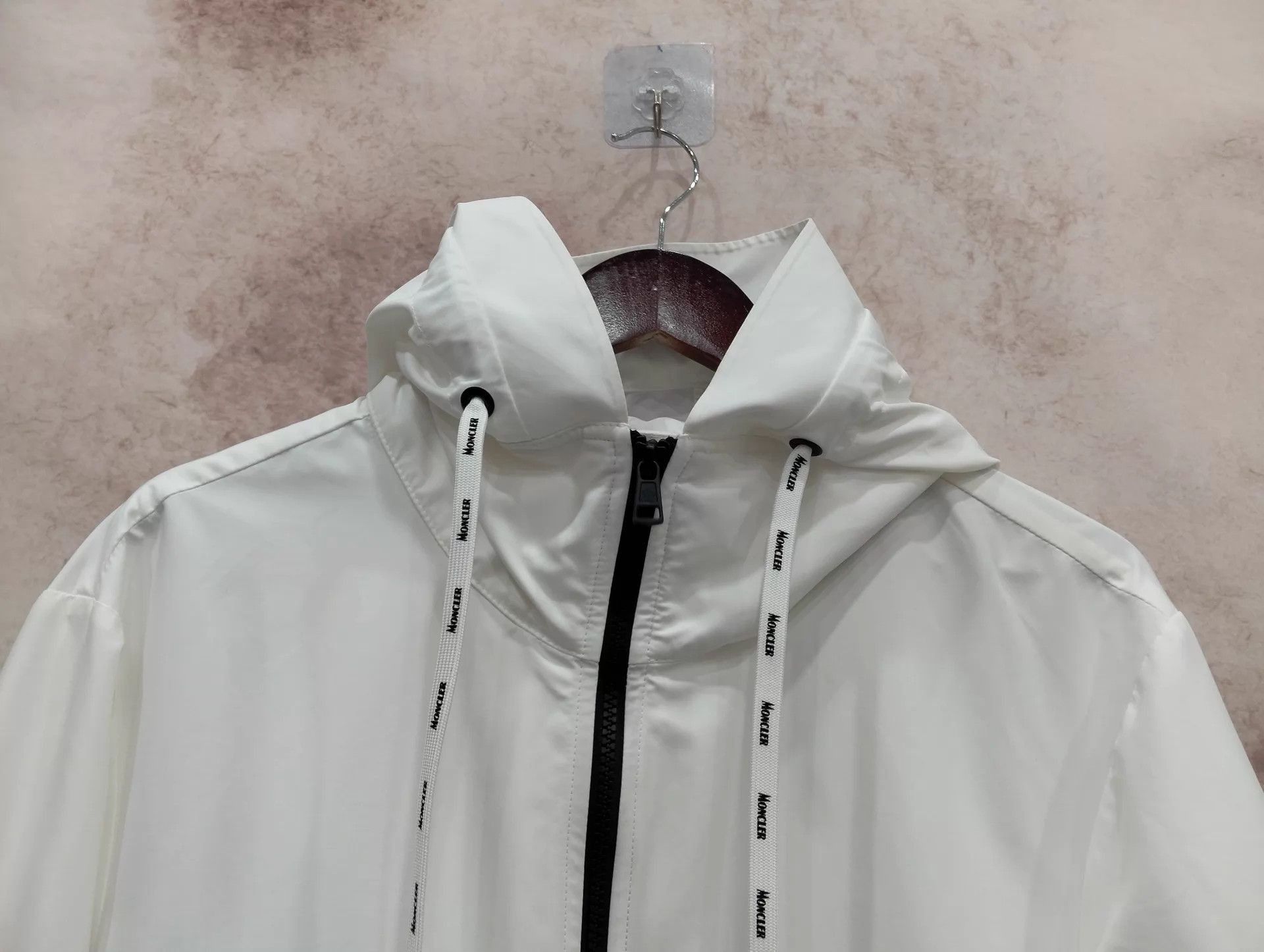 Moncler White Hooded Light Jacket with Graphic Print - Size L Size US L / EU 52-54 / 3 - 3 Thumbnail