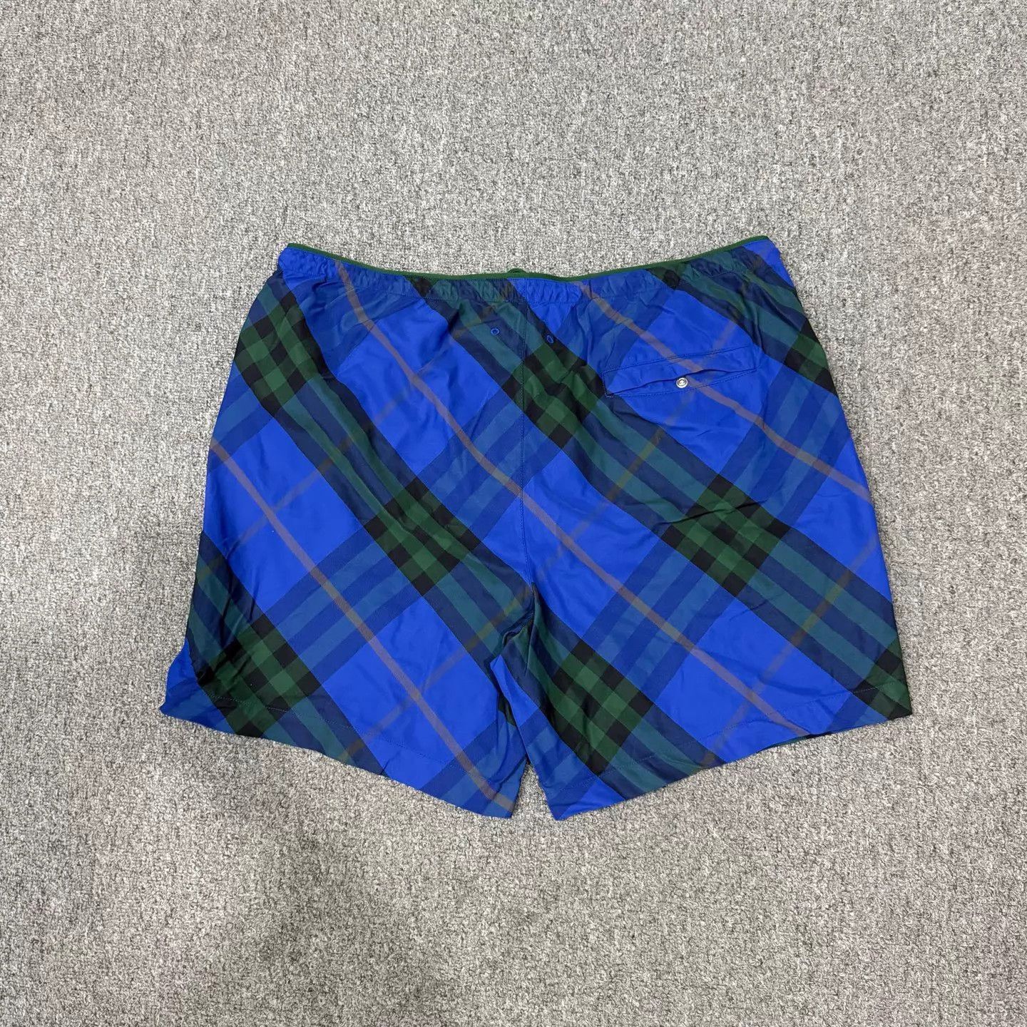Burberry Blue Plaid Pattern Drawstring Shorts Size US 36 / EU 52 - 2 Thumbnail