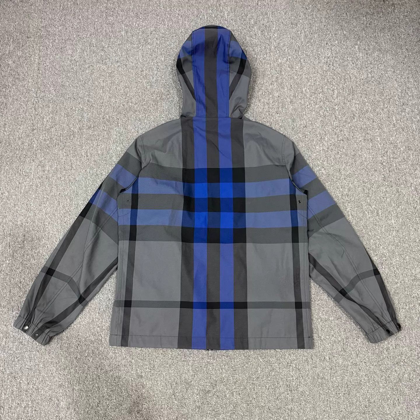 Burberry Multi Plaid Hooded Light Jacket Size M Size US M / EU 48-50 / 2 - 2 Thumbnail