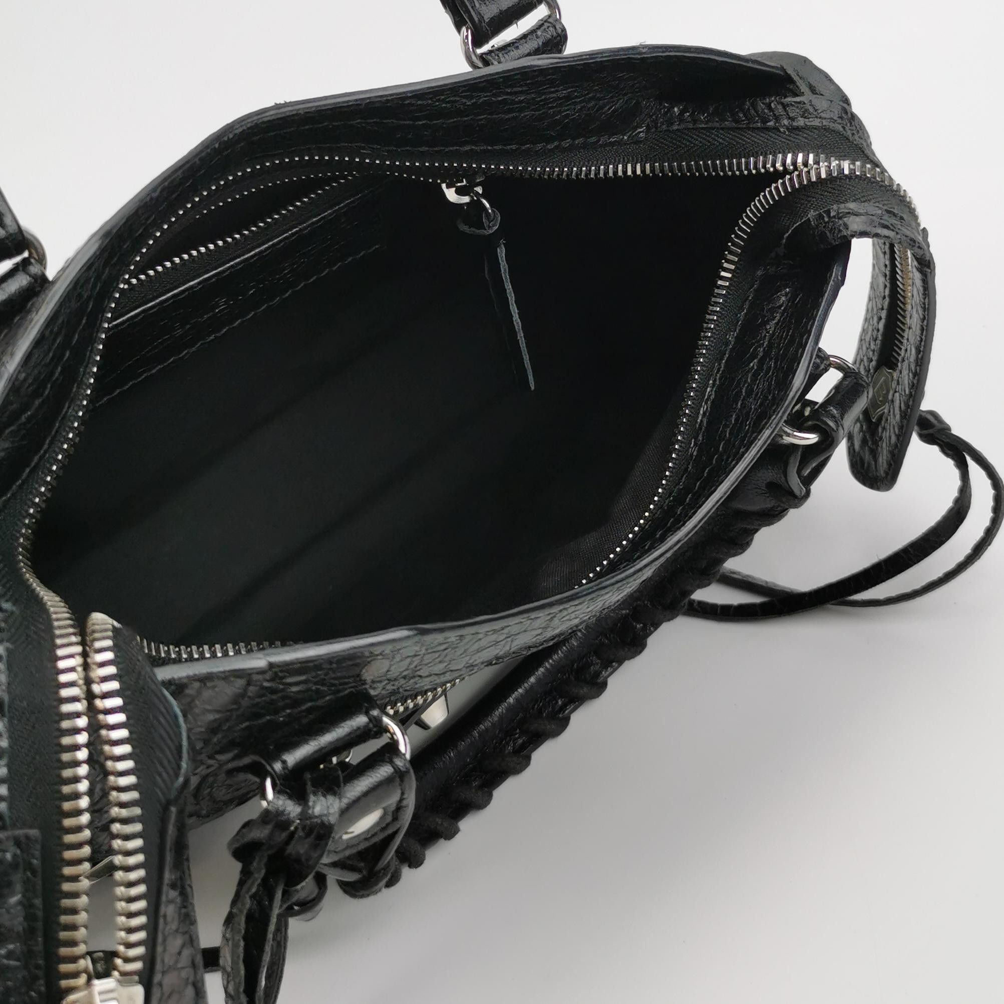 Balenciaga Balenciaga Women os Shoulder Bags Size ONE SIZE - 7 Thumbnail
