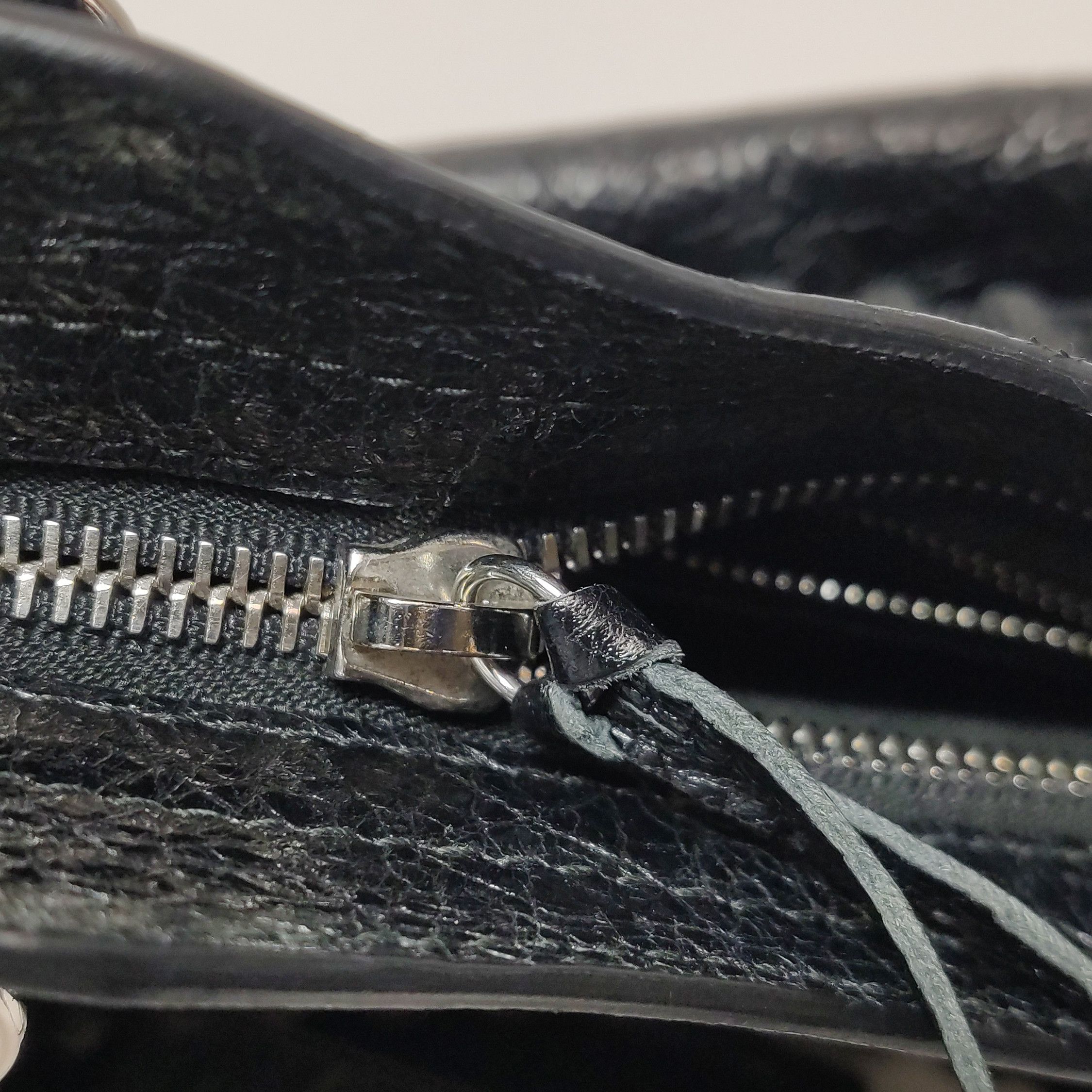 Balenciaga Balenciaga Women os Shoulder Bags Size ONE SIZE - 14 Thumbnail