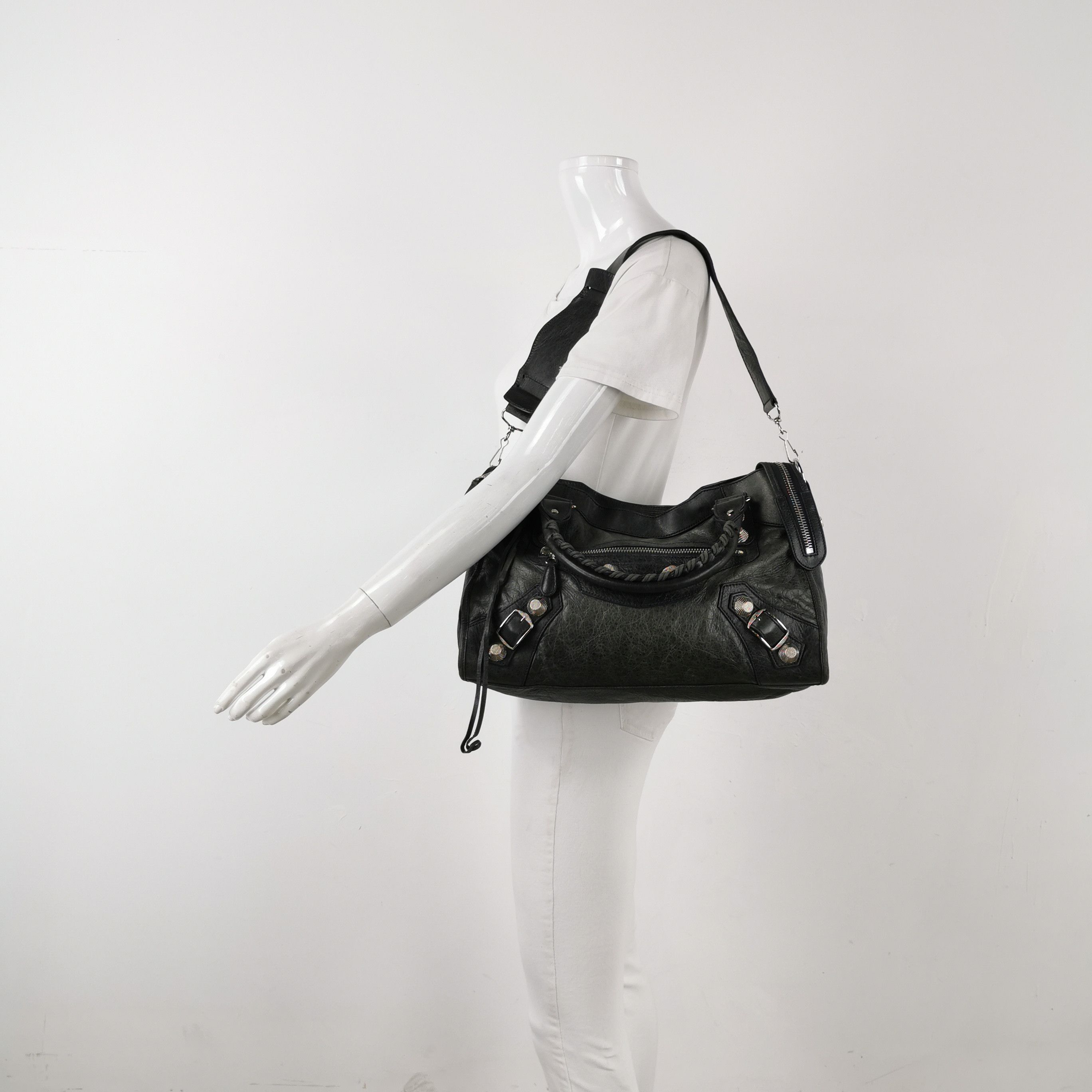 Balenciaga Balenciaga Women os Shoulder Bags Size ONE SIZE - 2 Thumbnail