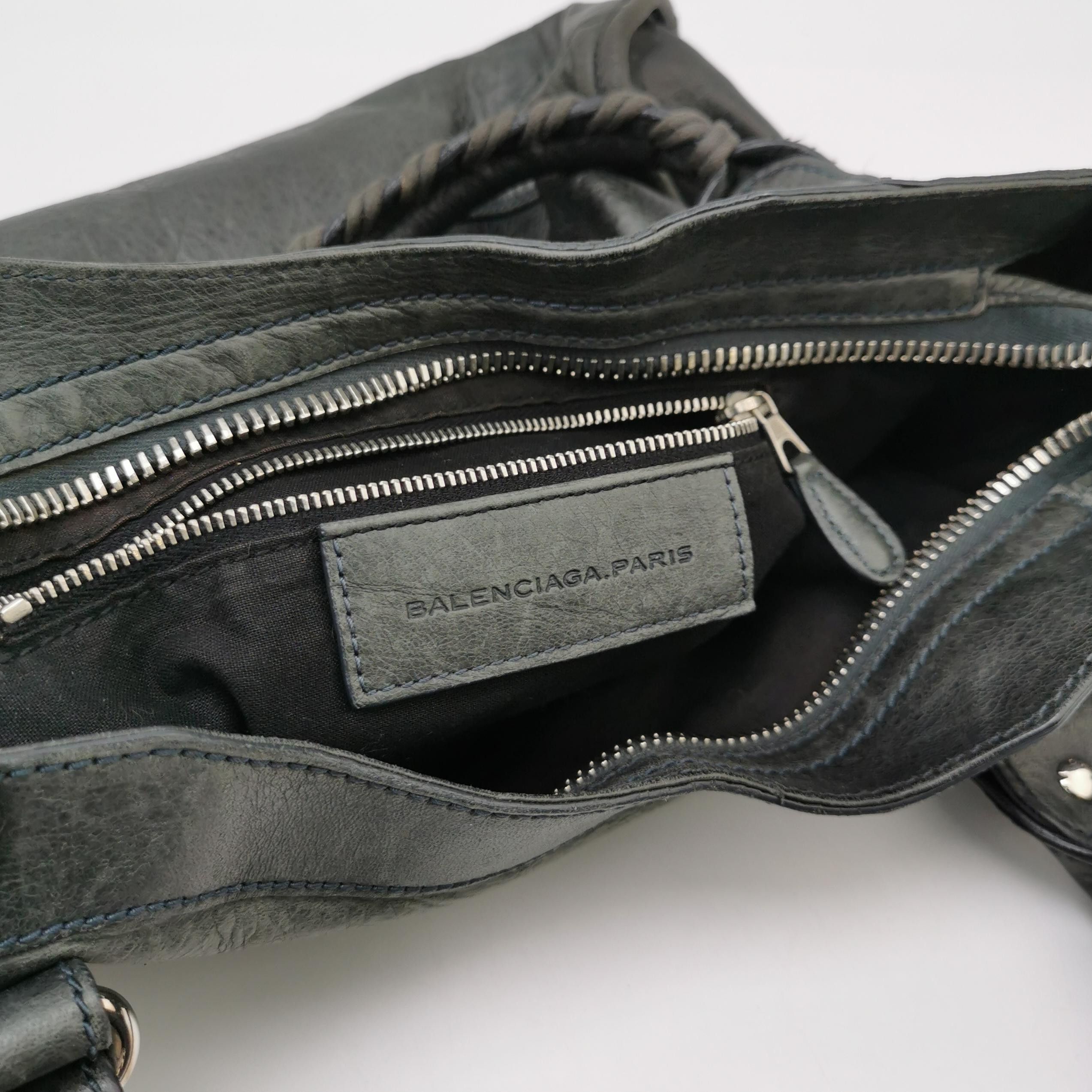 Balenciaga Balenciaga Women os Shoulder Bags Size ONE SIZE - 8 Thumbnail