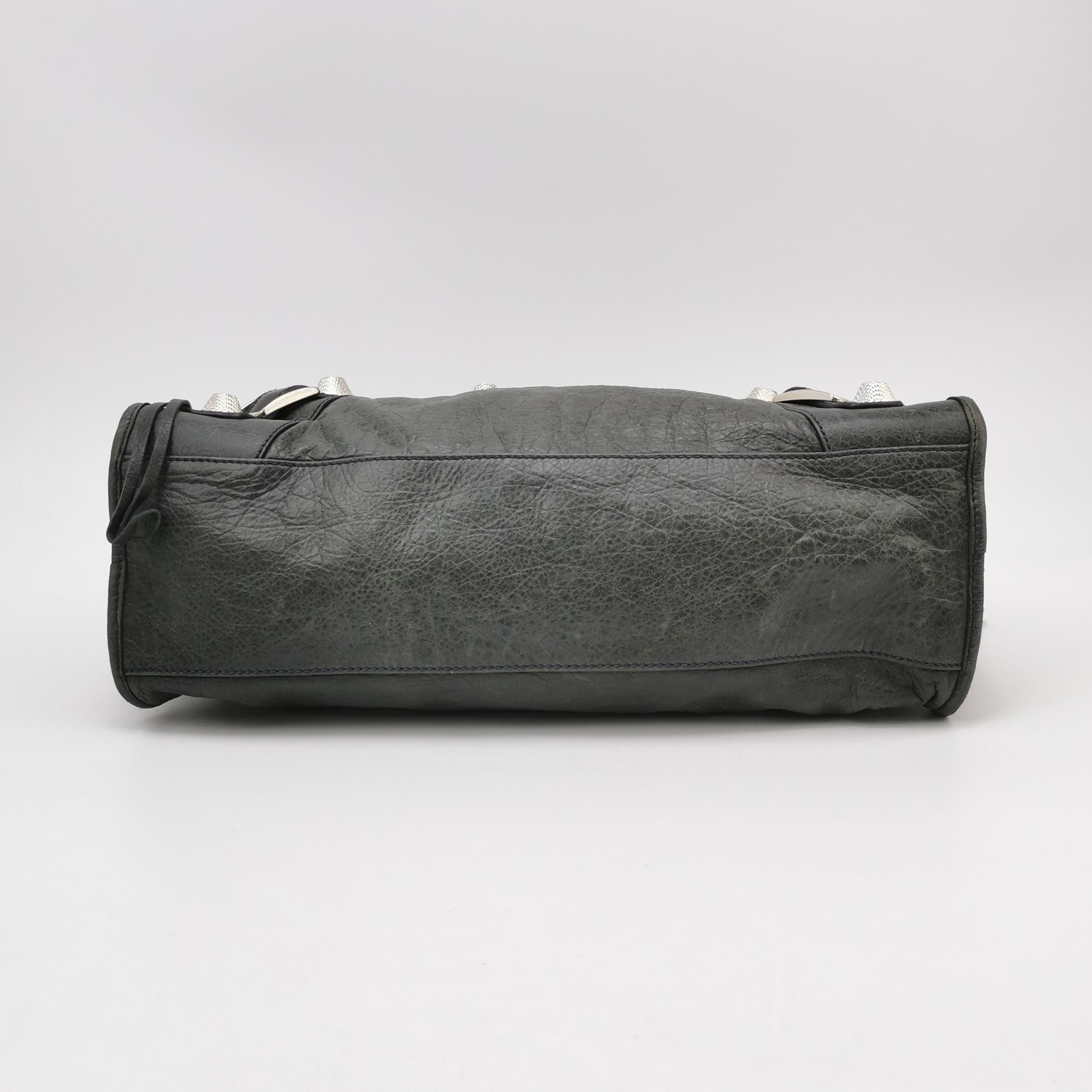 Balenciaga Balenciaga Women os Shoulder Bags Size ONE SIZE - 6 Thumbnail