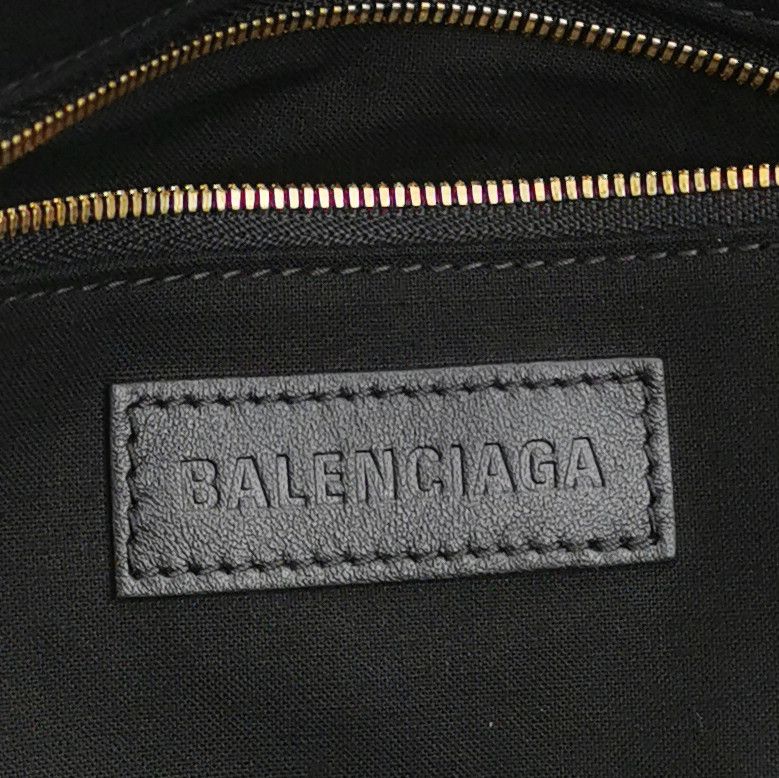 Balenciaga Balenciaga Women os Shoulder Bags Size ONE SIZE - 8 Thumbnail