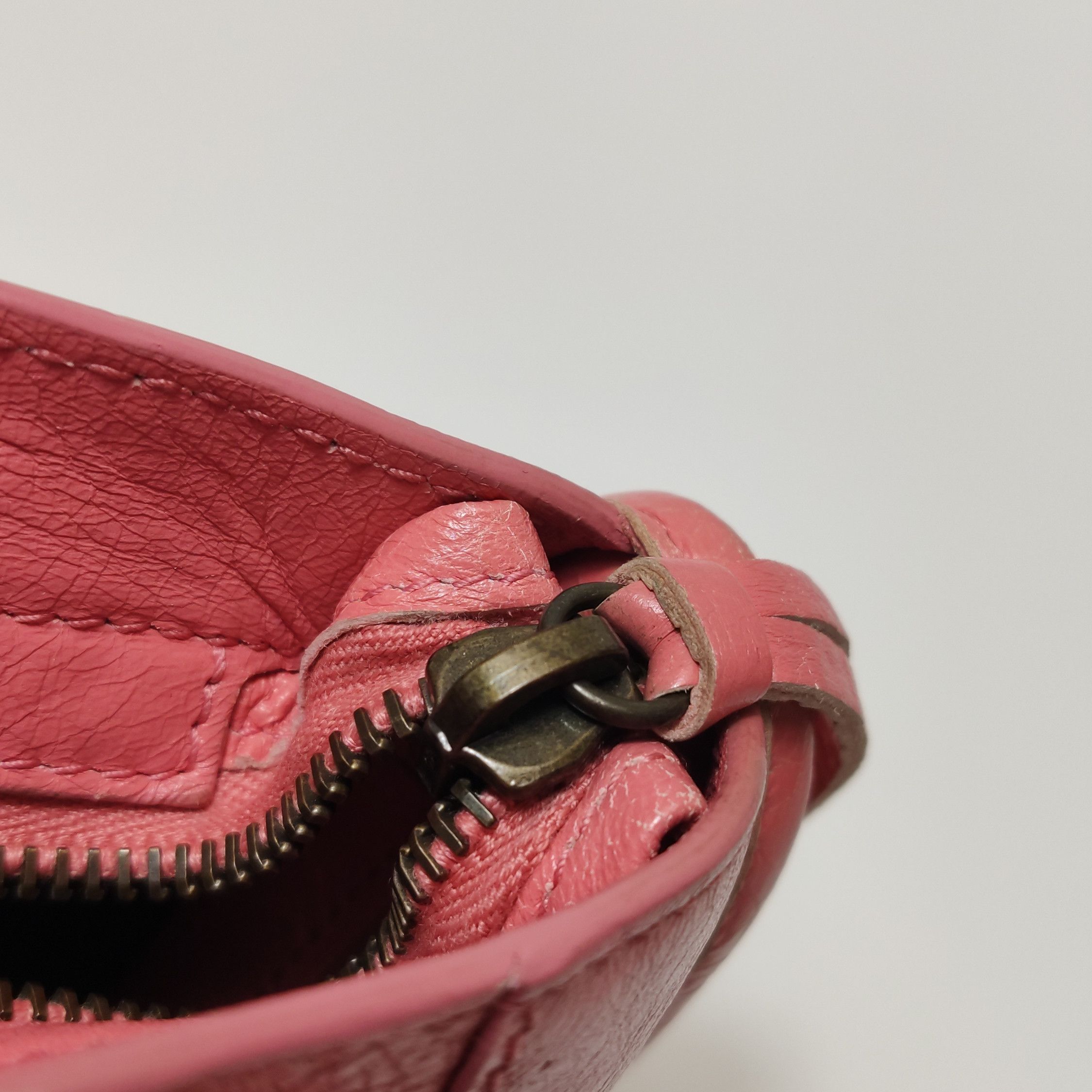 Balenciaga Balenciaga Women os Shoulder Bags Size ONE SIZE - 14 Thumbnail