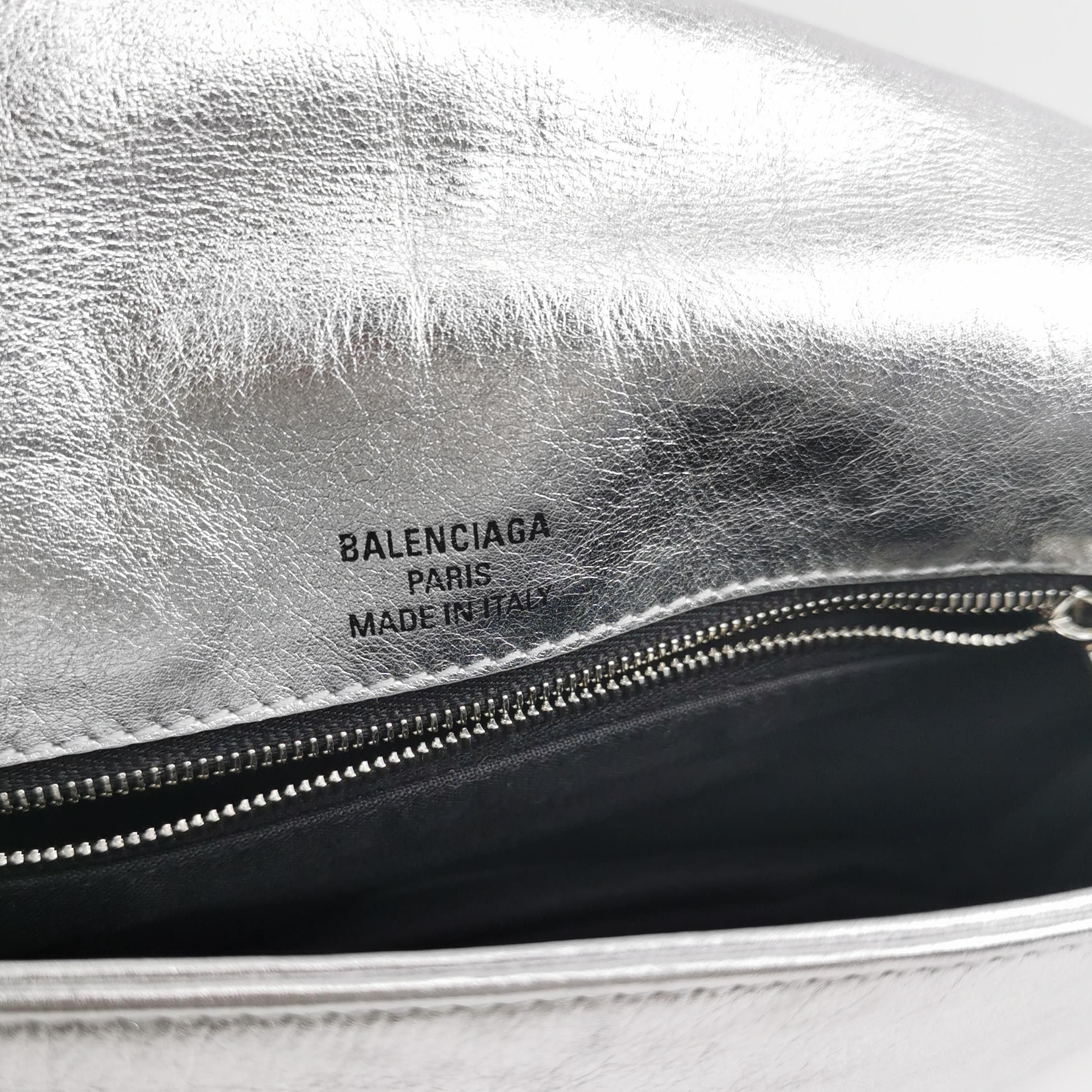 Balenciaga Balenciaga Women os Shoulder Bags Size ONE SIZE - 8 Thumbnail