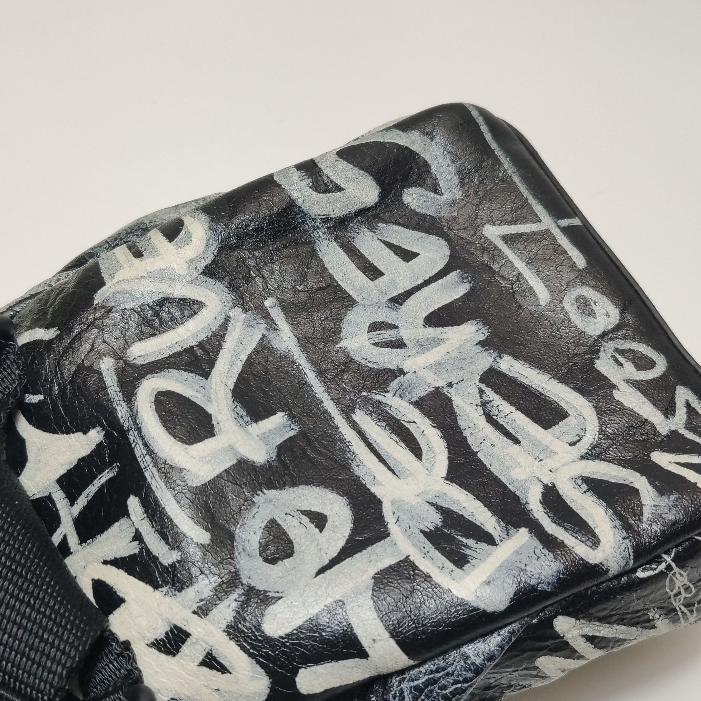 Balenciaga Balenciaga Women os Crossbody Bags Size ONE SIZE - 15 Thumbnail