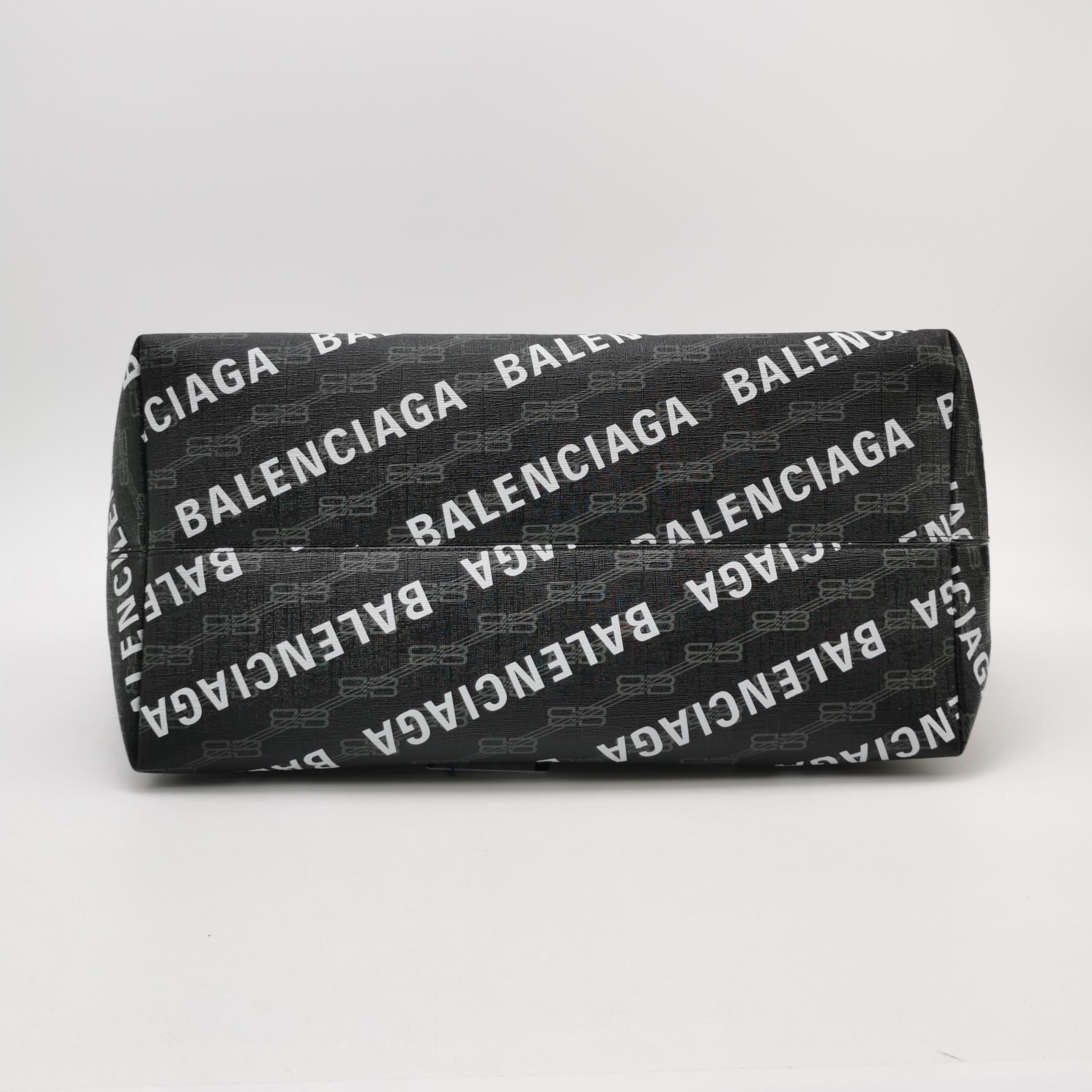 Balenciaga Balenciaga Women os Shoulder Bags Size ONE SIZE - 6 Thumbnail